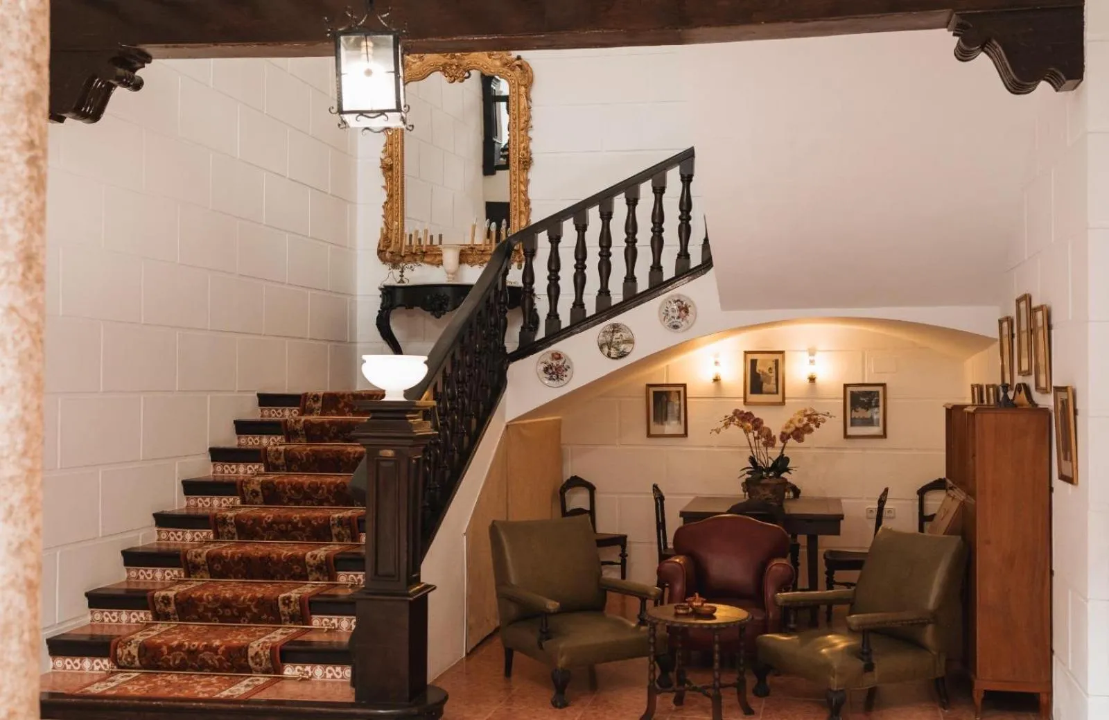 Seating area in Casa de los Acacio