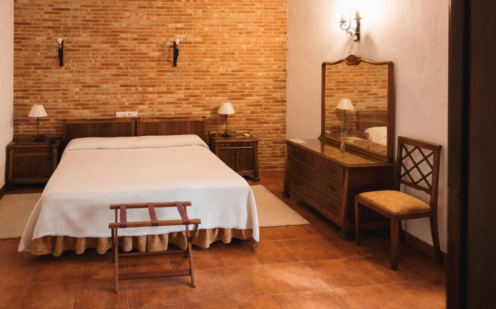 Photo of the whole room, Bed in Casa de los Acacio