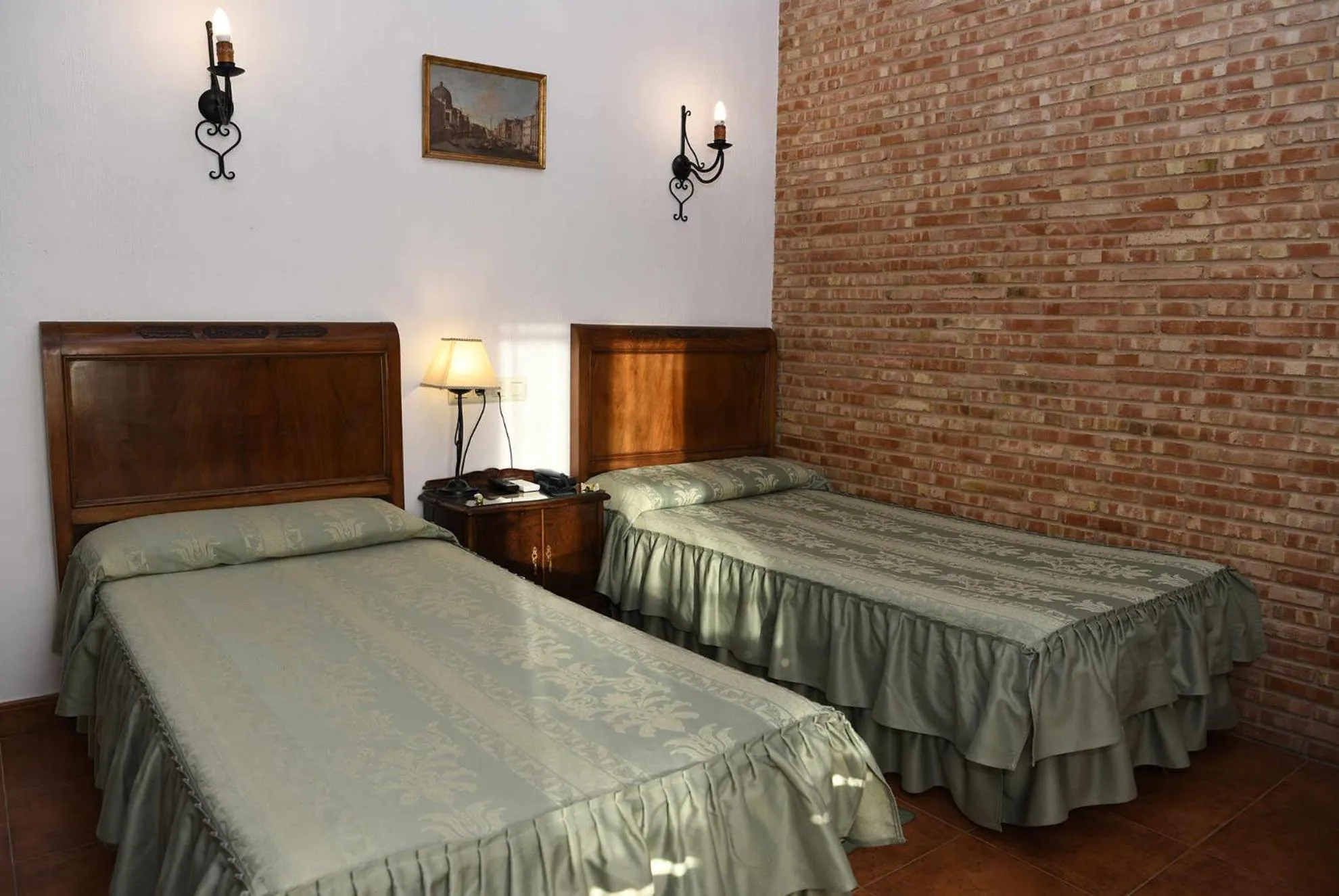 Photo of the whole room, Bed in Casa de los Acacio
