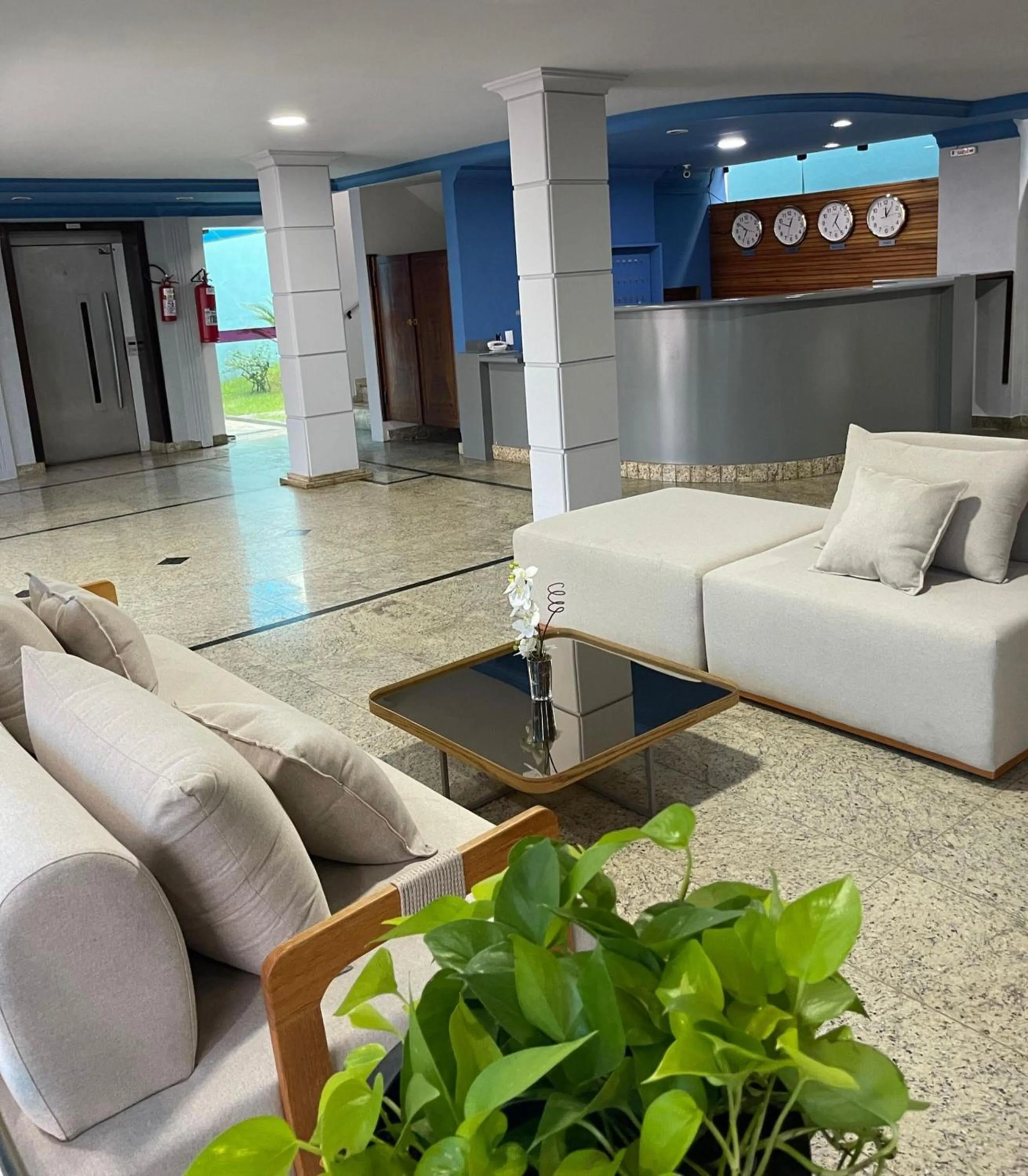 Seating area in Abbas Hotel