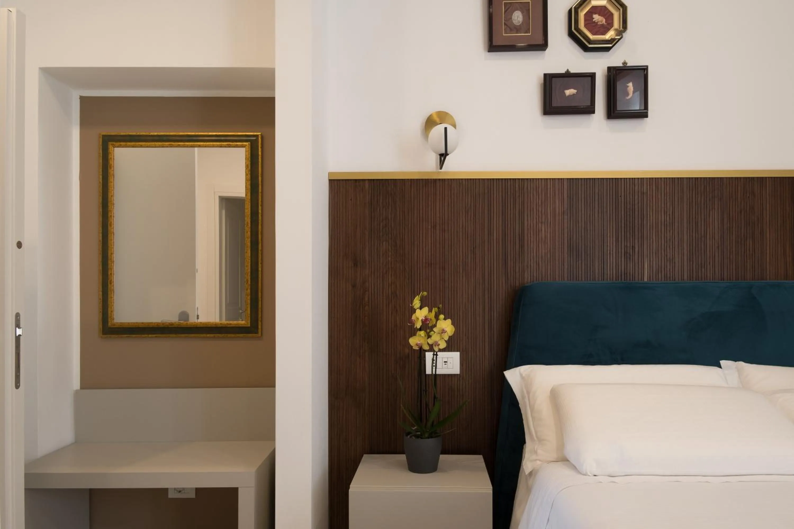 Bed in Palazzo Adele Rooms & Apartments