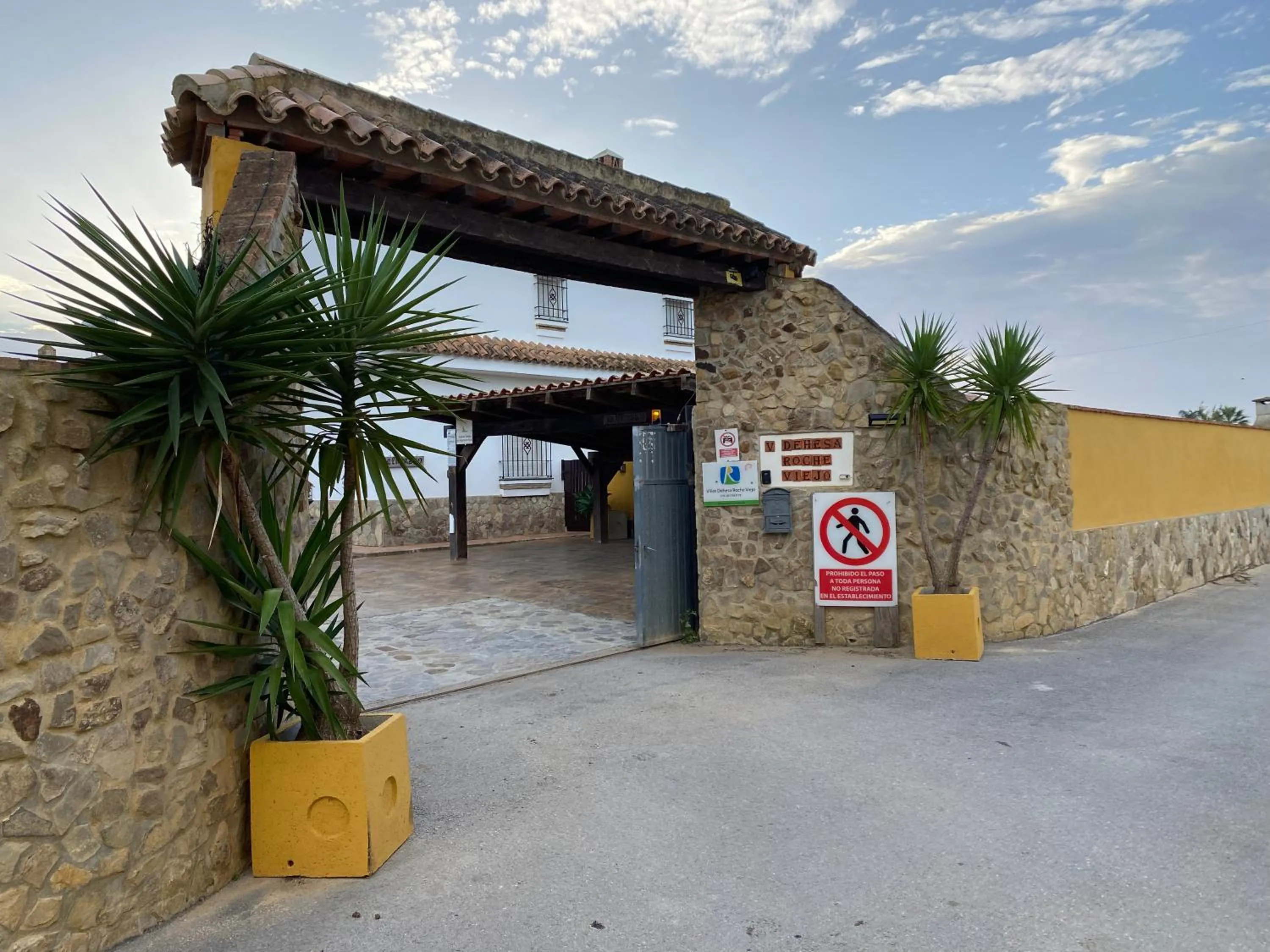 Villas Dehesa Roche Viejo