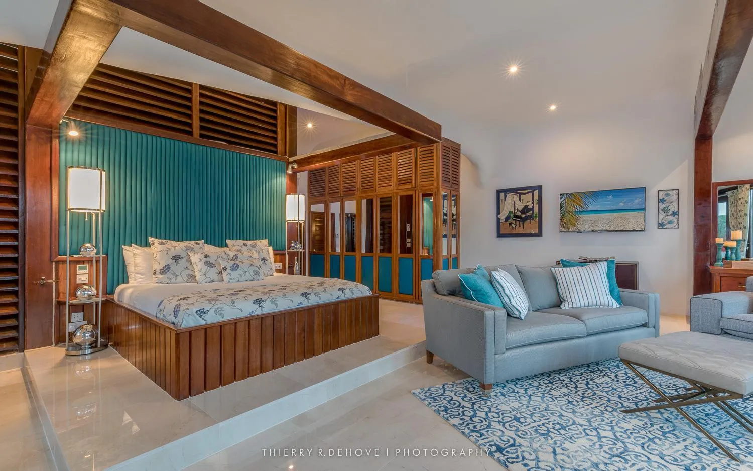 Bed in Mount Hartman Bay Estate Private Resort