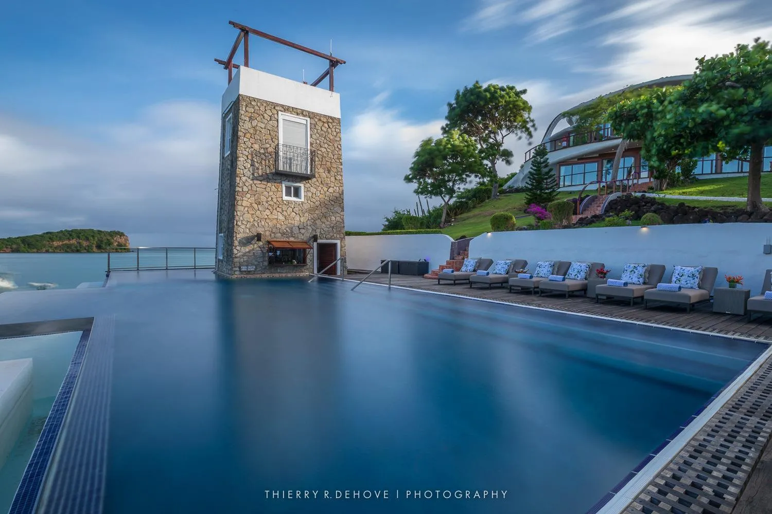 Mount Hartman Bay Estate Private Resort