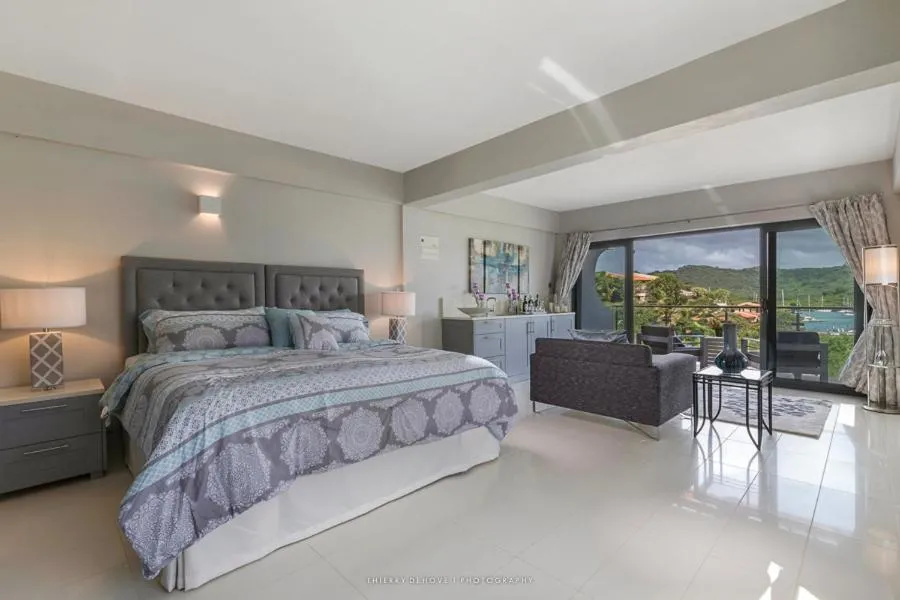 Bed in Mount Hartman Bay Estate Private Resort
