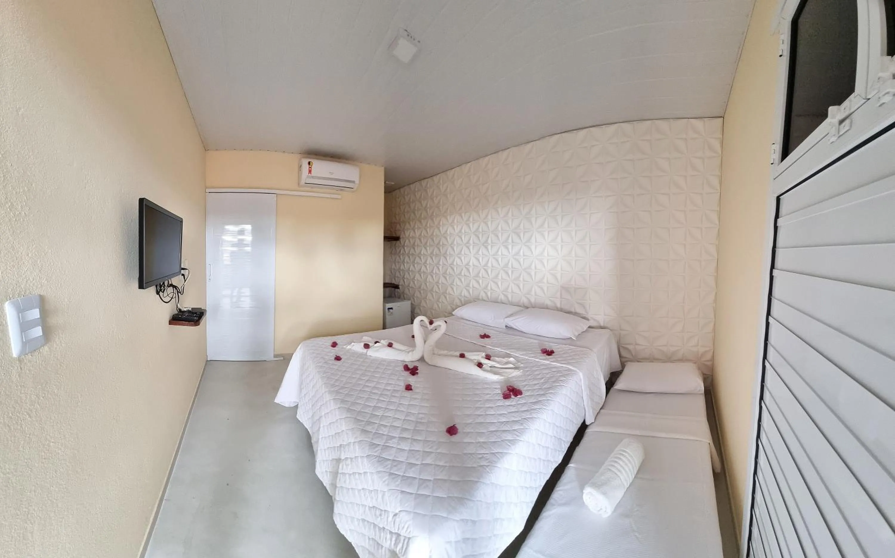 Bed in Estalagem Vovô Elias