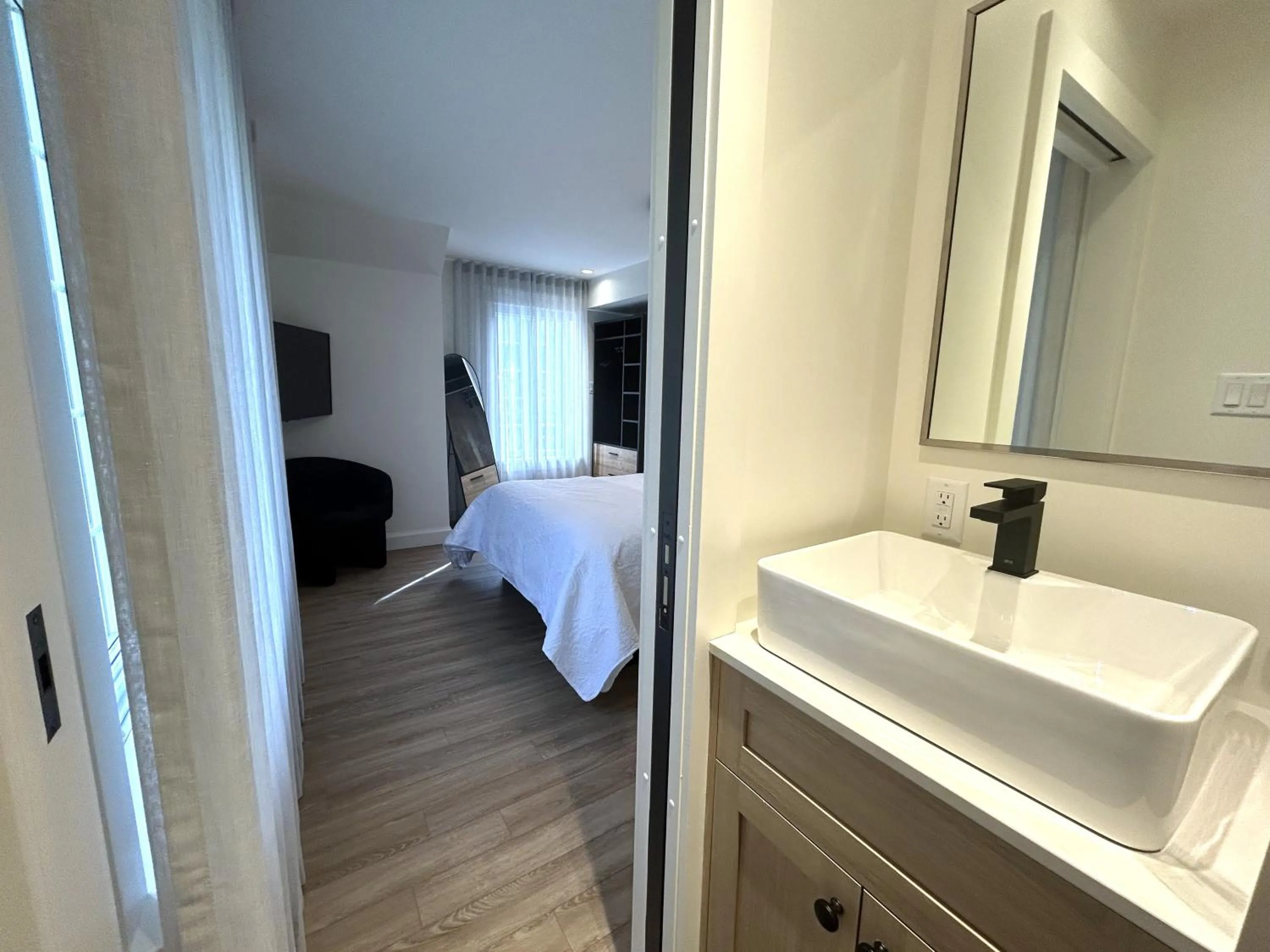 Photo of the whole room, Bed in Le Héron - Studios Nature