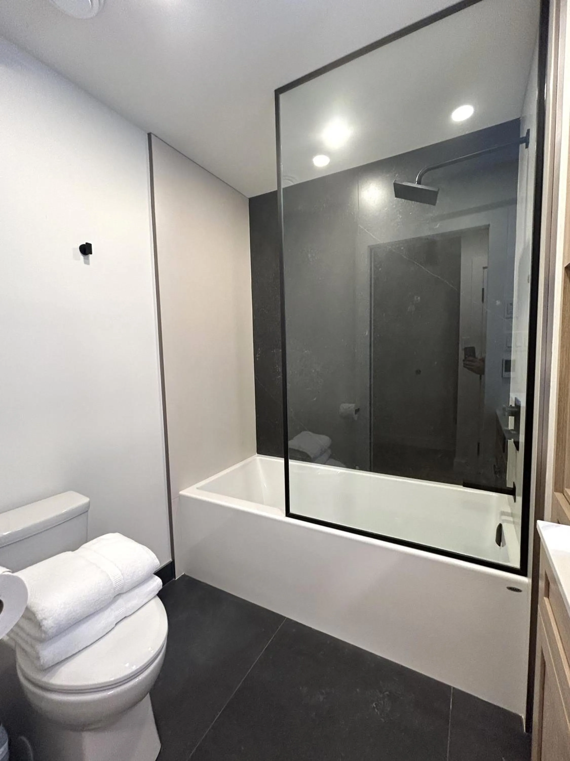 Bathroom in Le Héron - Studios Nature