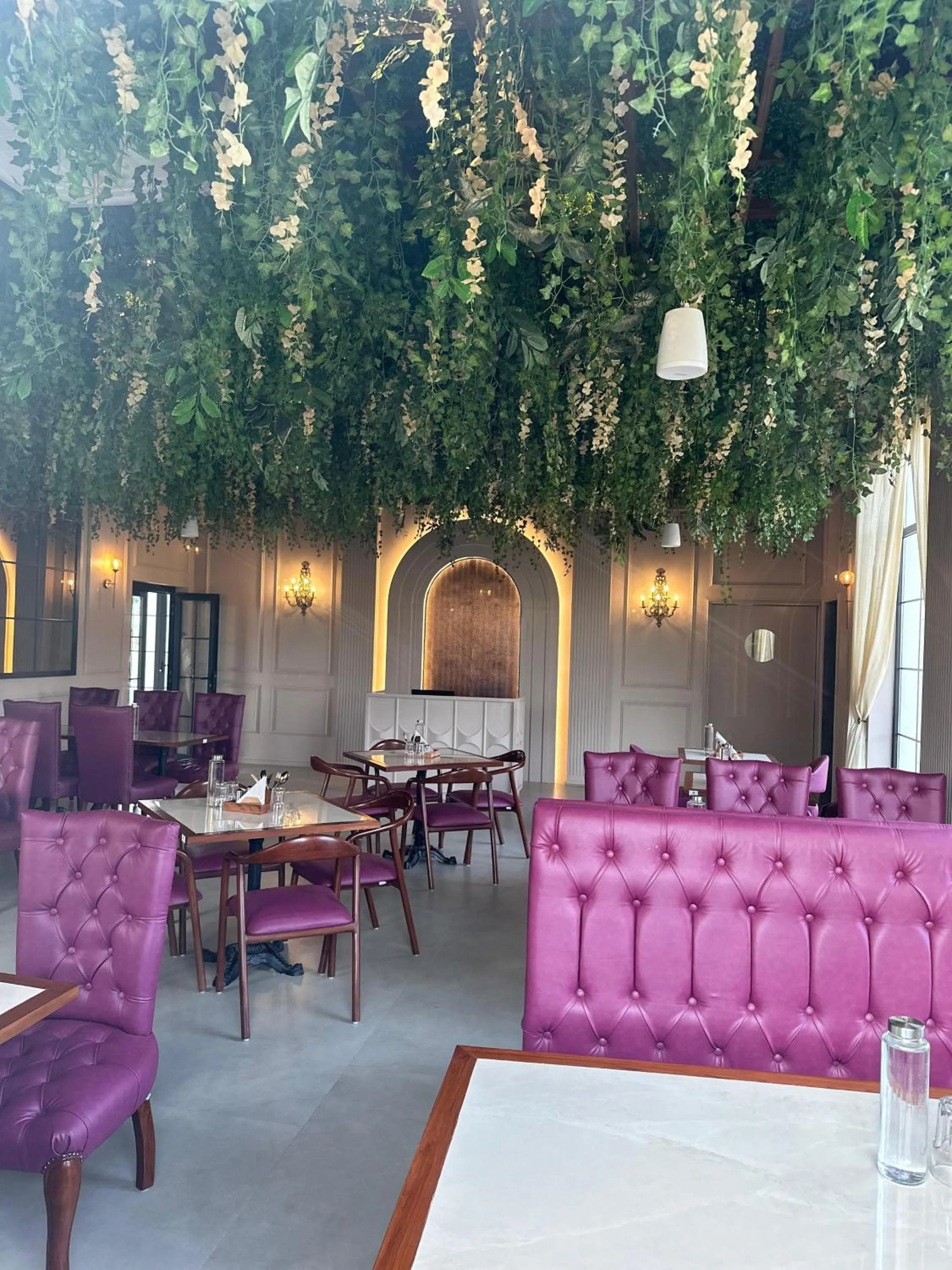 Restaurant/places to eat in La Nature Hotels & Resorts