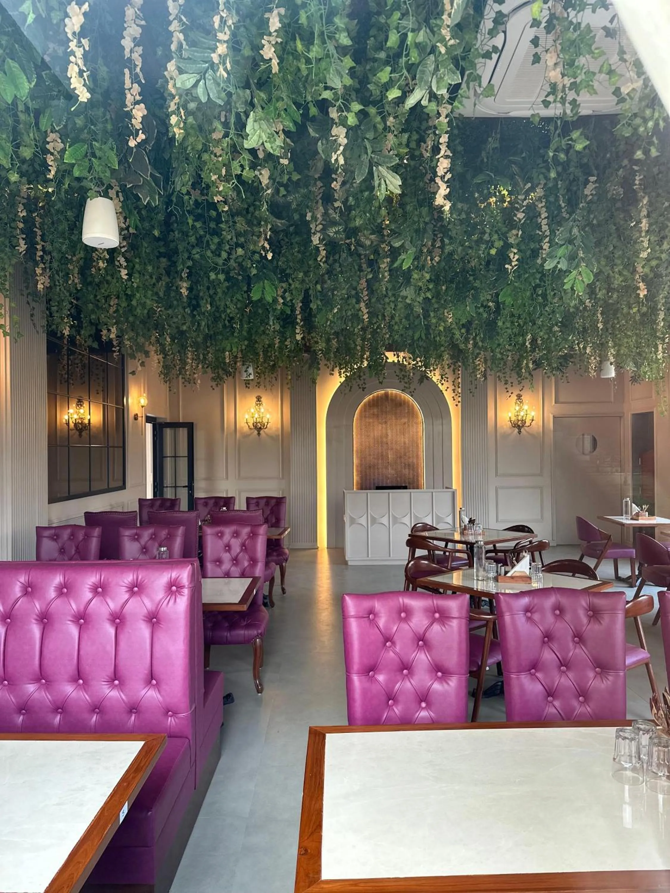 Restaurant/places to eat in La Nature Hotels & Resorts