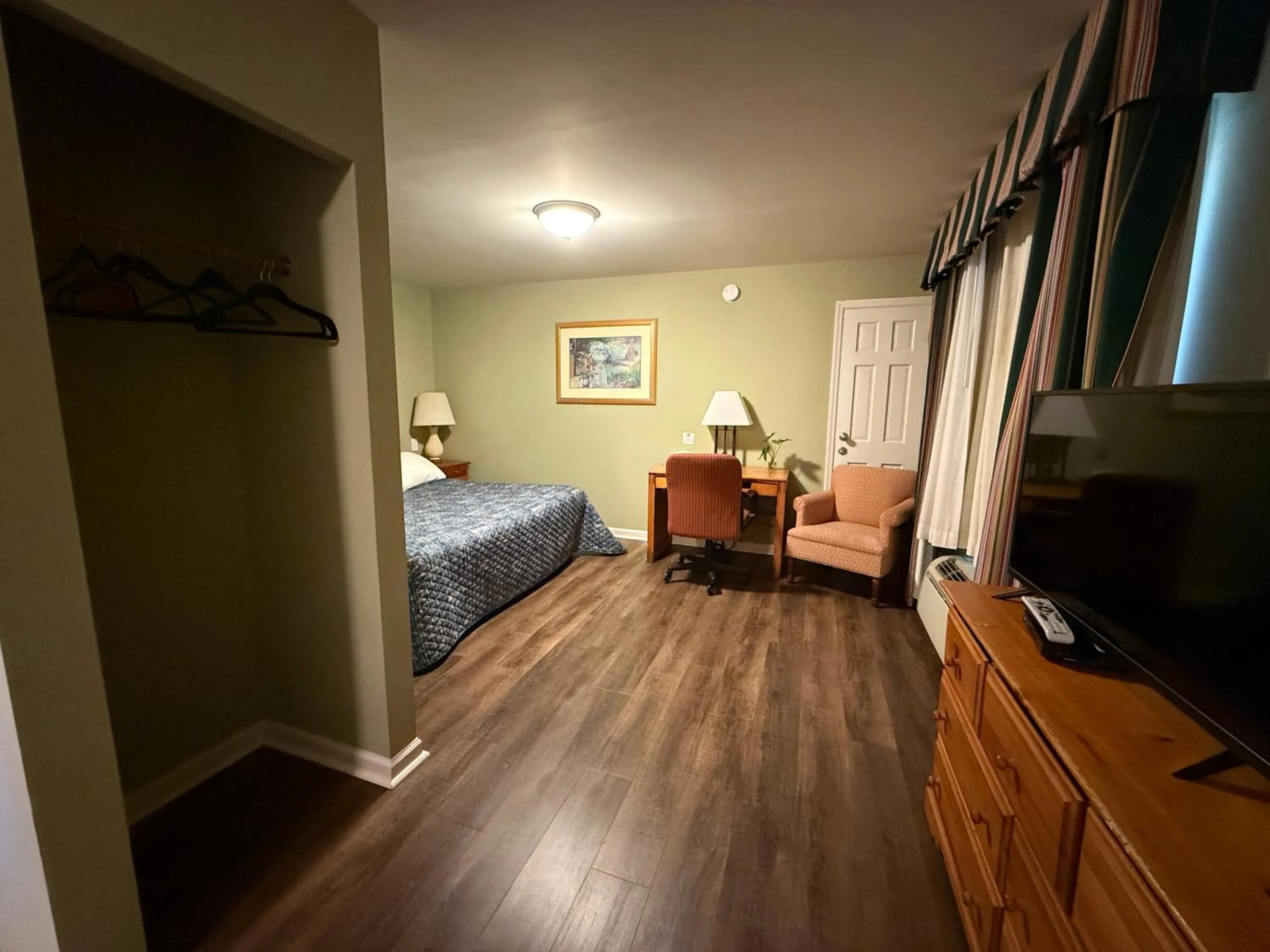 Living room, Bed in Heidi's Inn