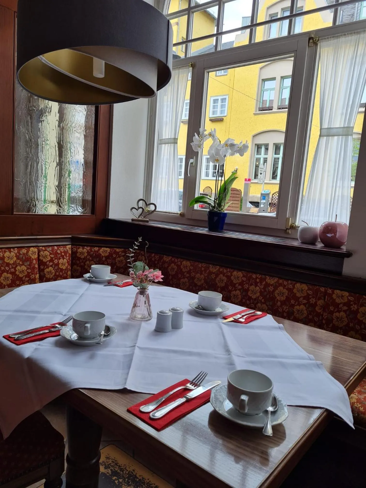 Restaurant/places to eat in Hotel & Restaurant zur Post