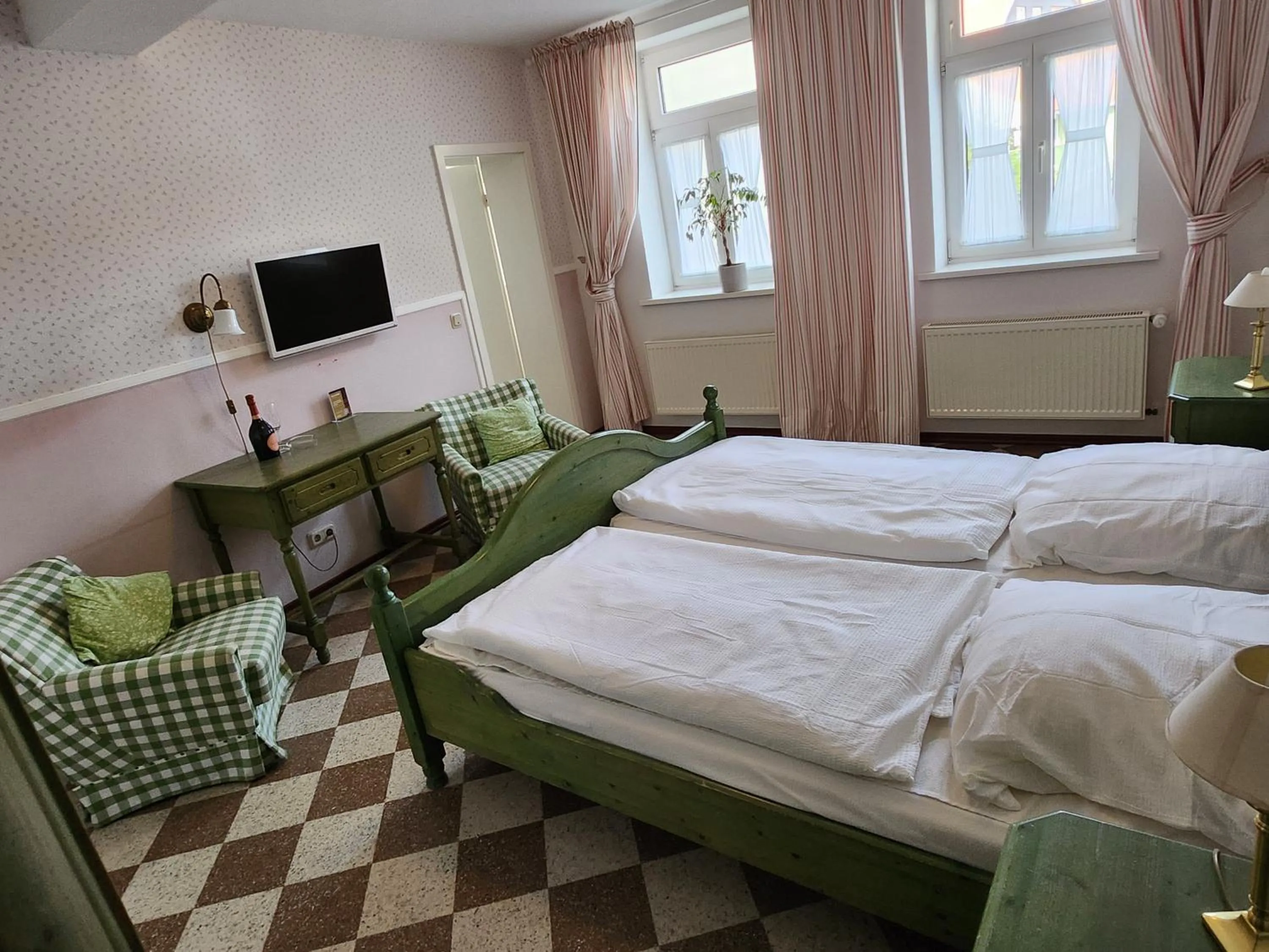 Photo of the whole room, Bed in Hotel & Restaurant zur Post