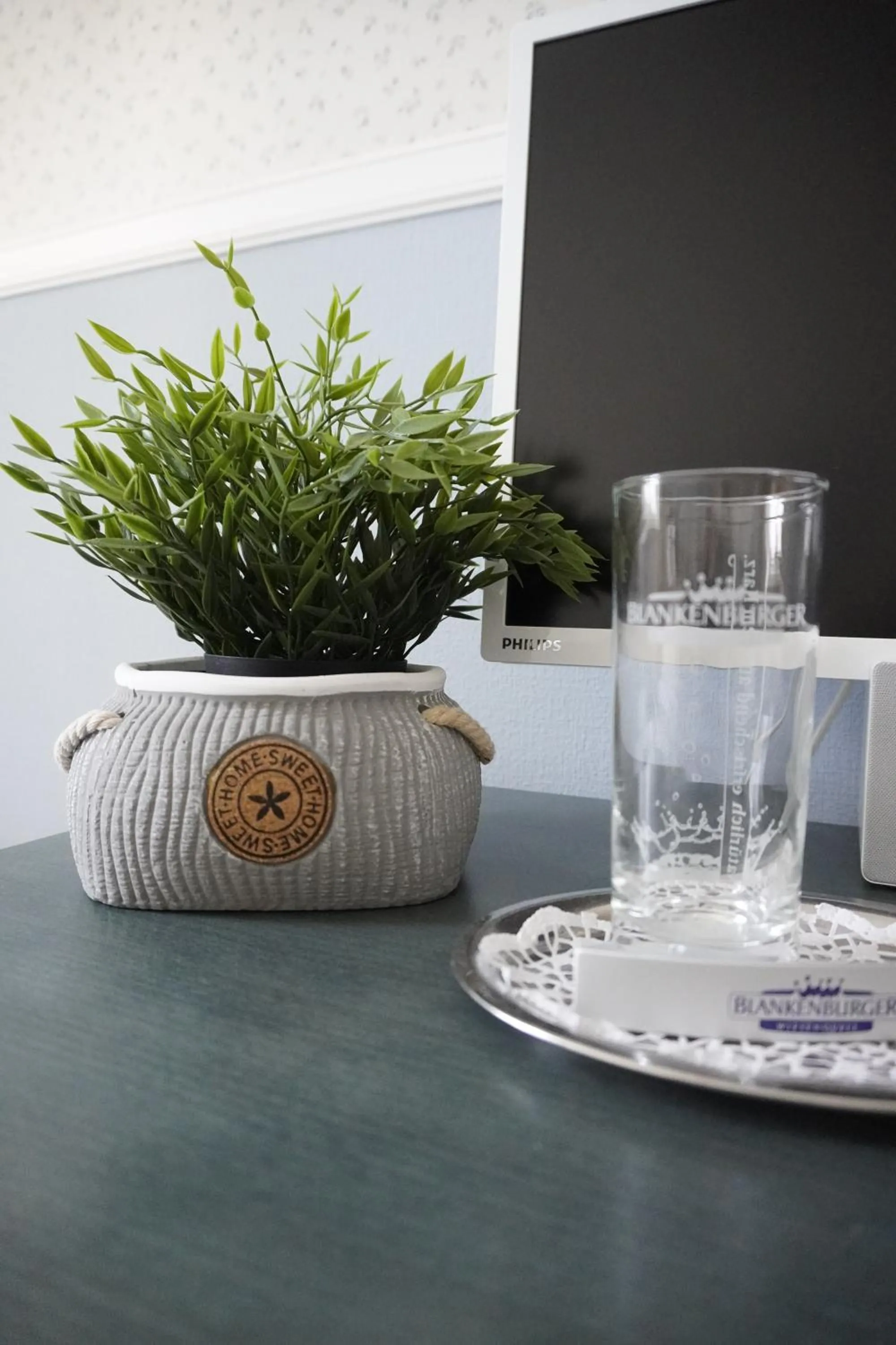 room service in Hotel & Restaurant zur Post