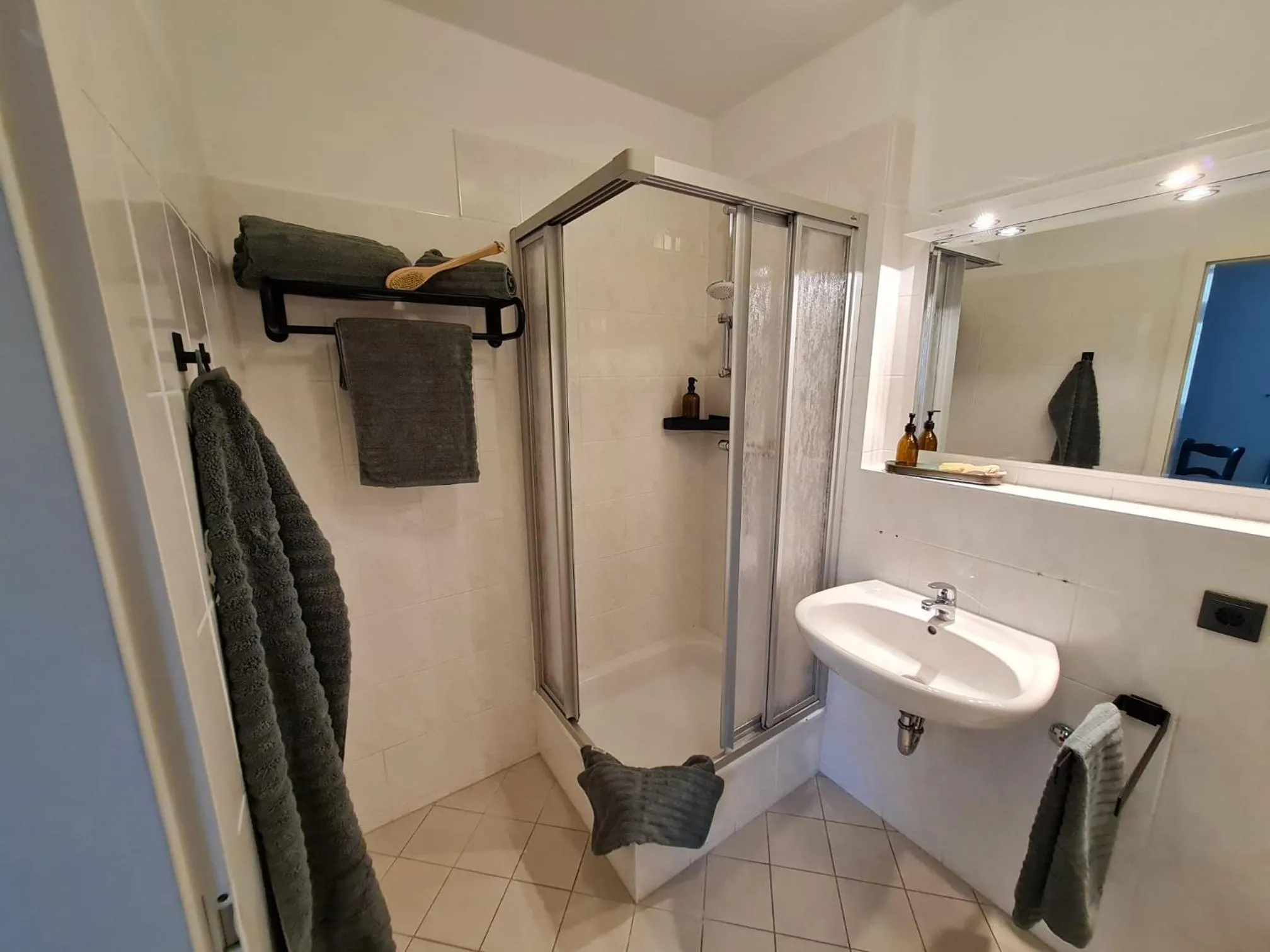 Shower in Hotel & Restaurant zur Post