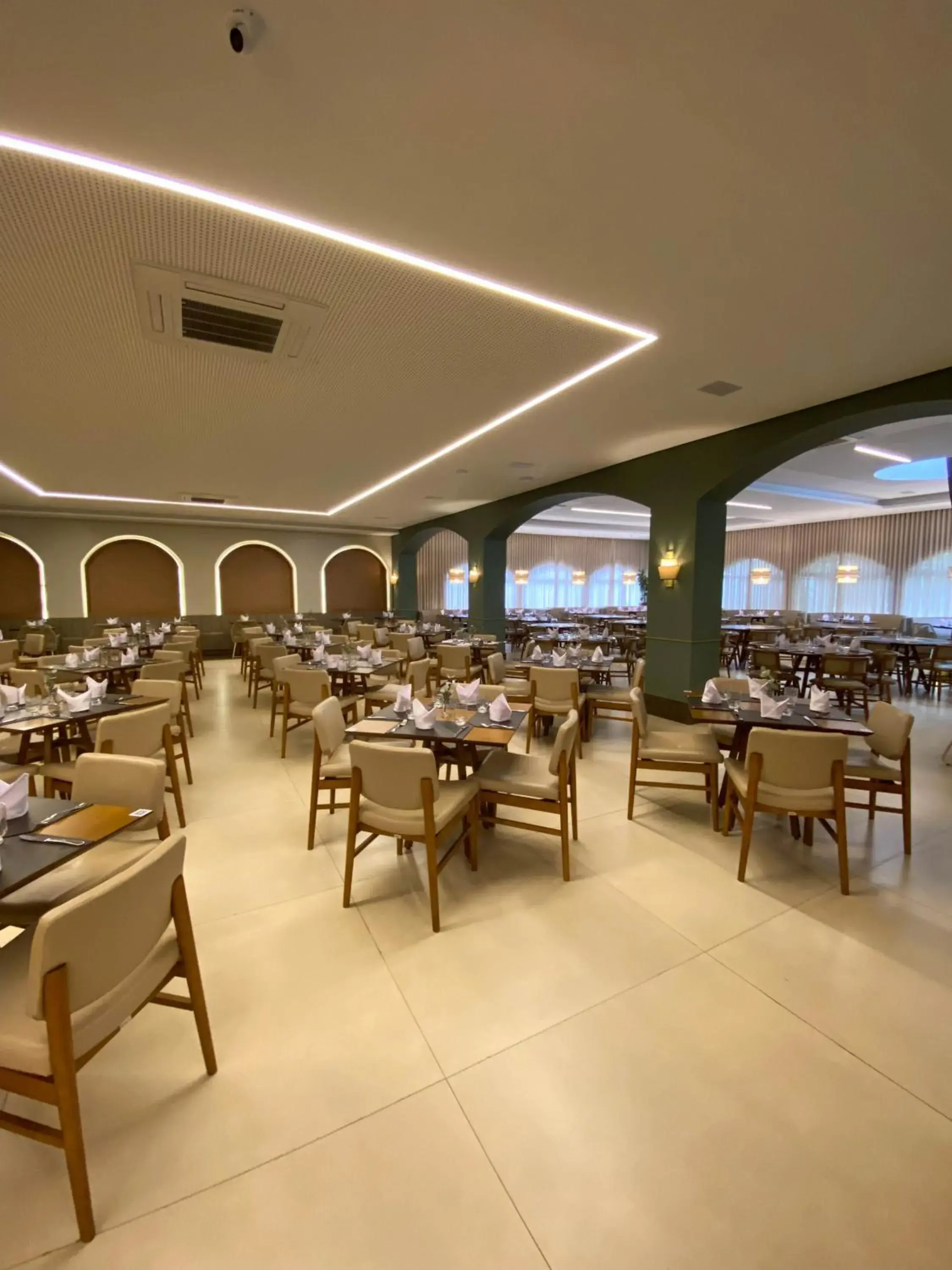 Restaurant/places to eat in Grand Carimã Resort & Convention Center Restaurant/places to eat in Grand Carimã Resort & Convention Center