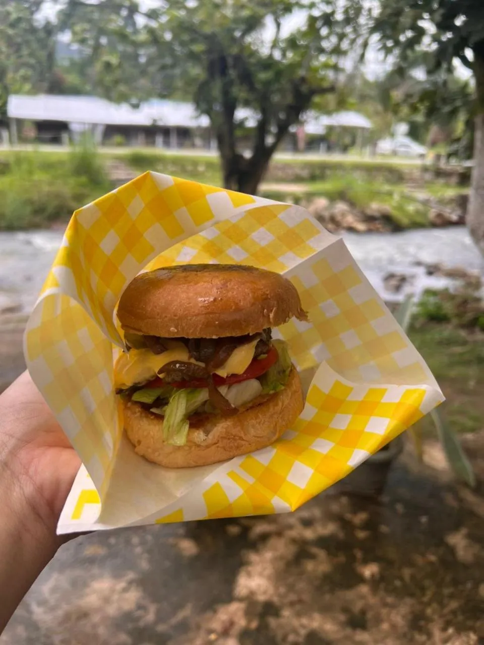 Restaurant/places to eat in Al Sakinah Resort