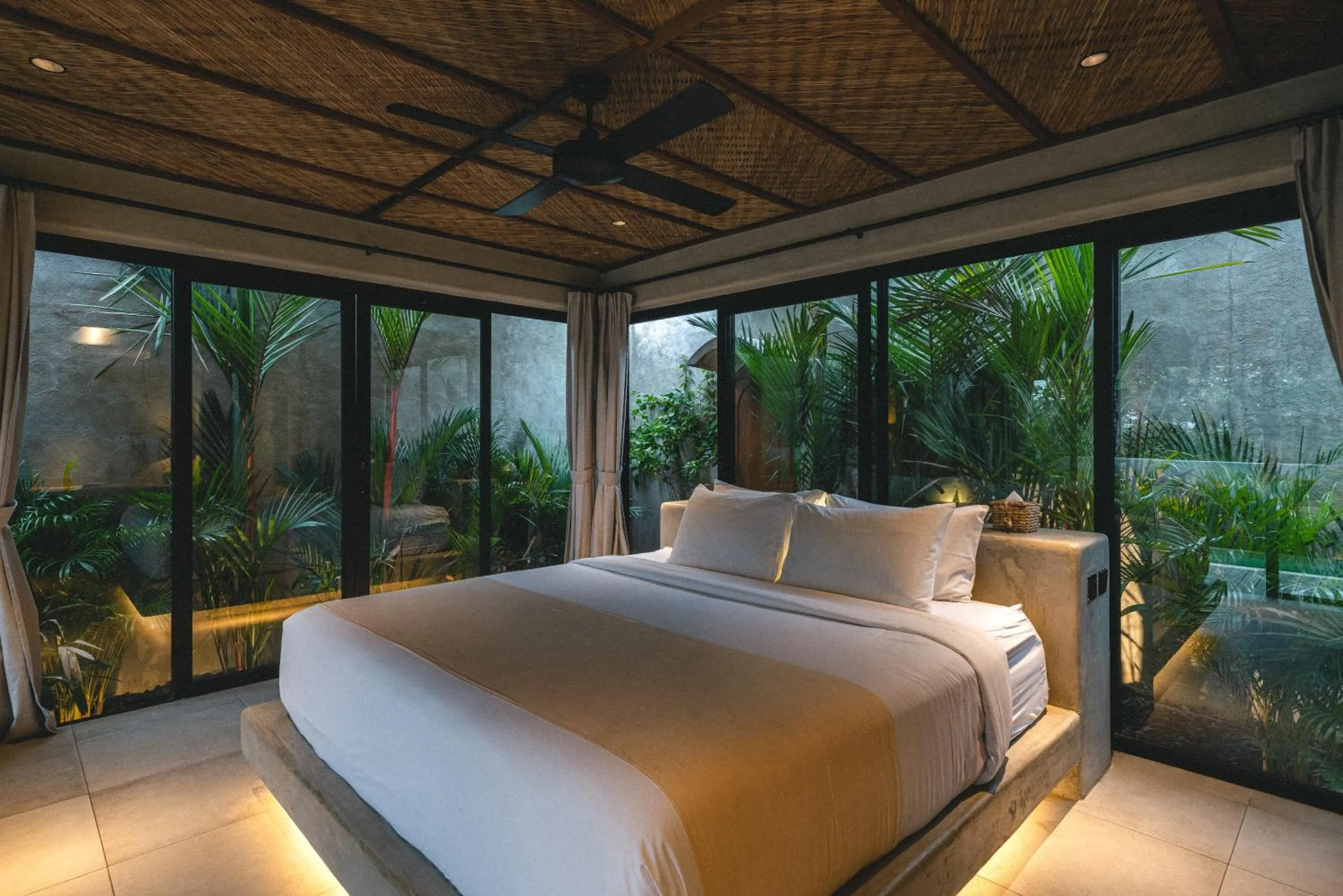 Bed in SIVANA, Hotel Boutique with ocean or garden views - Adults only