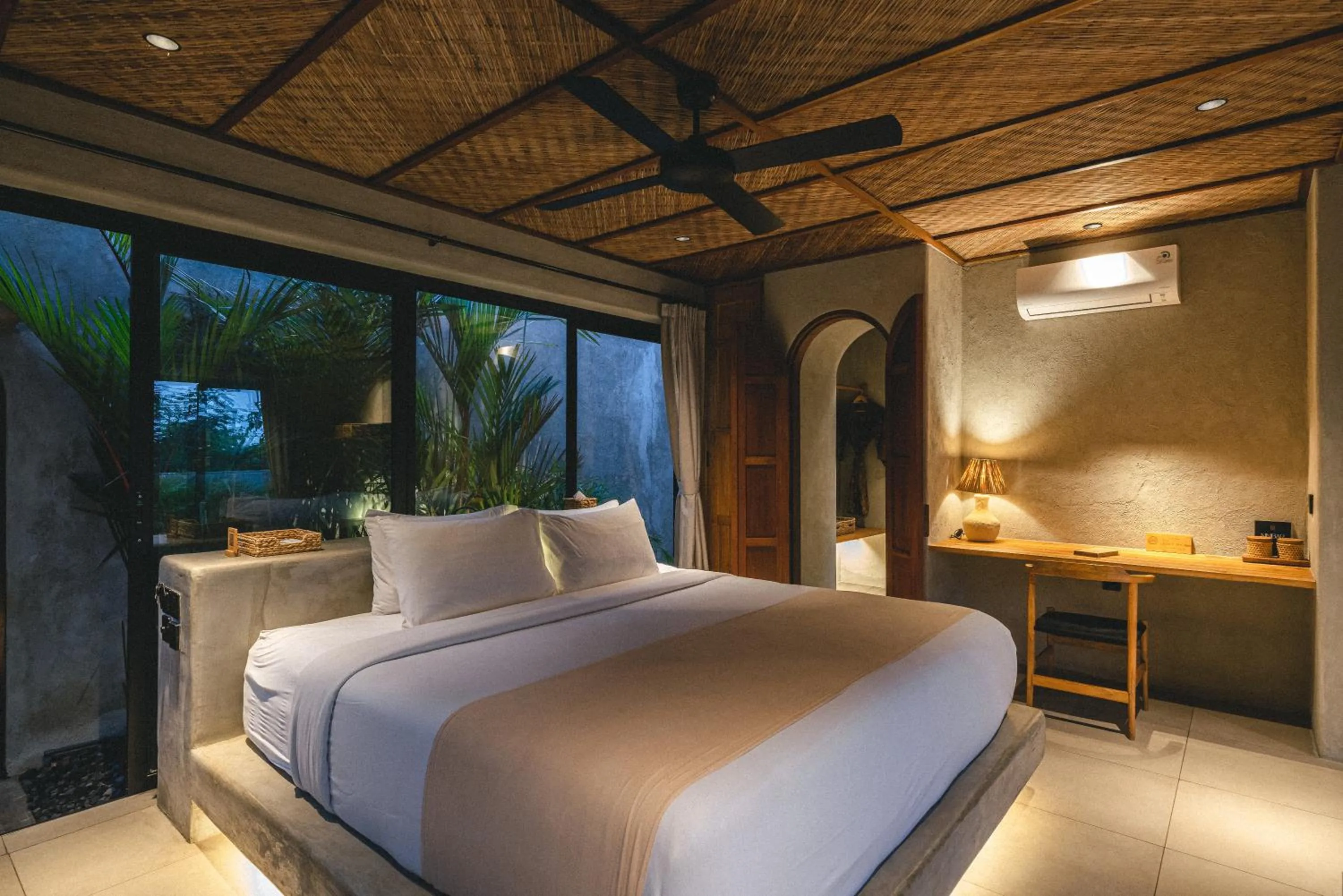 Bed in SIVANA, Hotel Boutique with ocean or garden views - Adults only