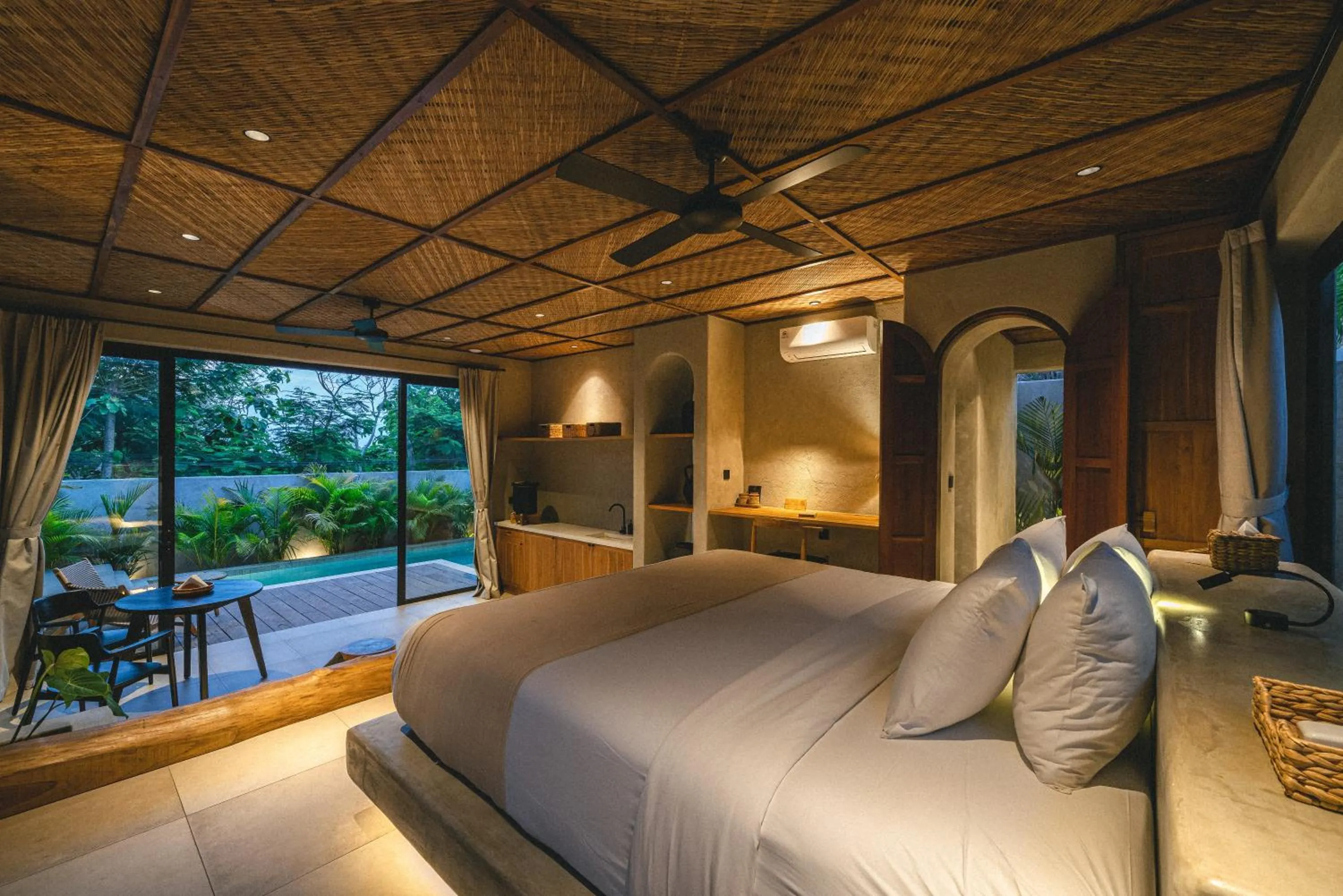 Bed in SIVANA, Hotel Boutique with ocean or garden views - Adults only