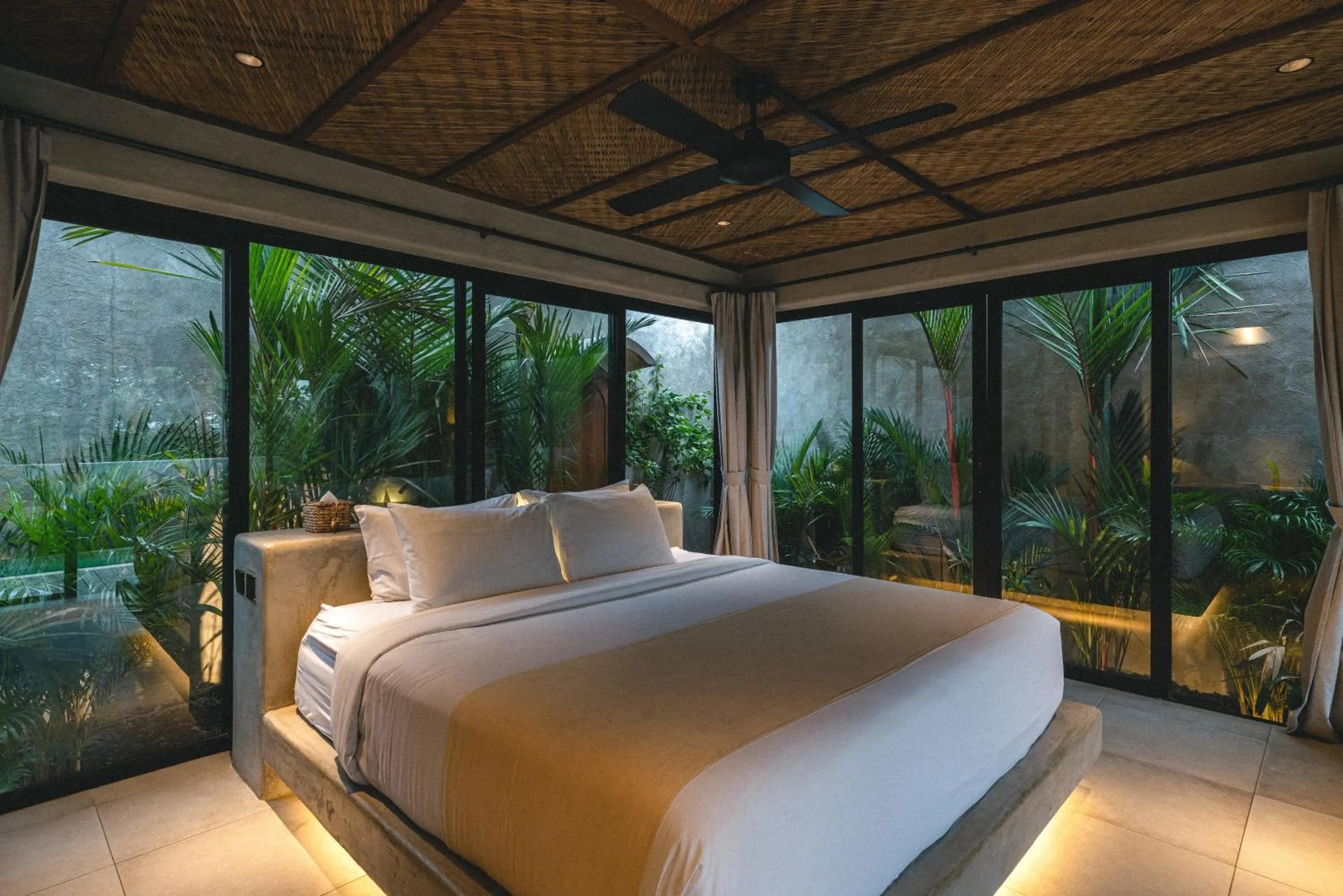 Bed in SIVANA, Hotel Boutique with ocean or garden views - Adults only