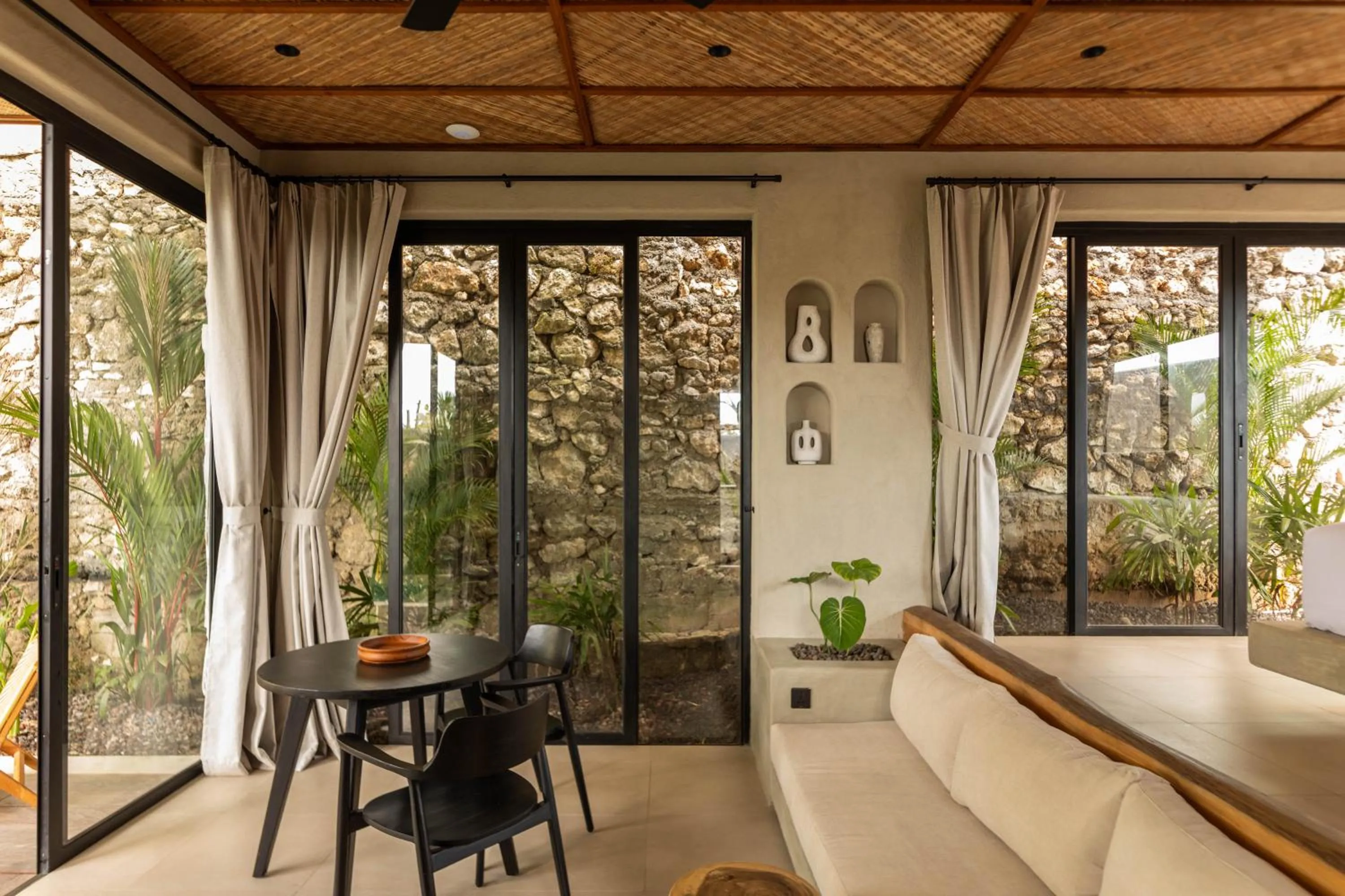 Bed in SIVANA, Hotel Boutique with ocean or garden views - Adults only