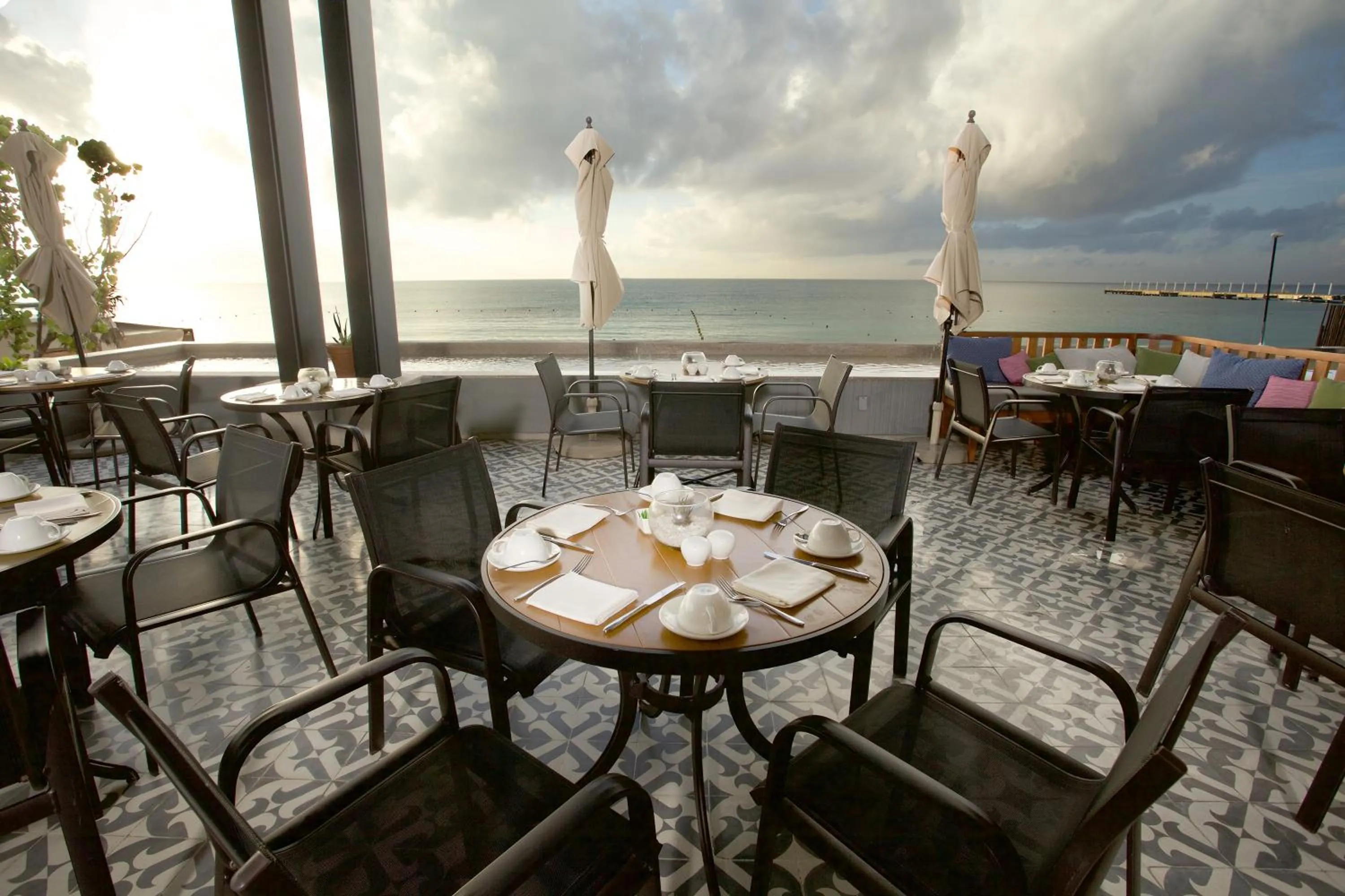 Restaurant/places to eat in Grand Hyatt Playa del Carmen Resort