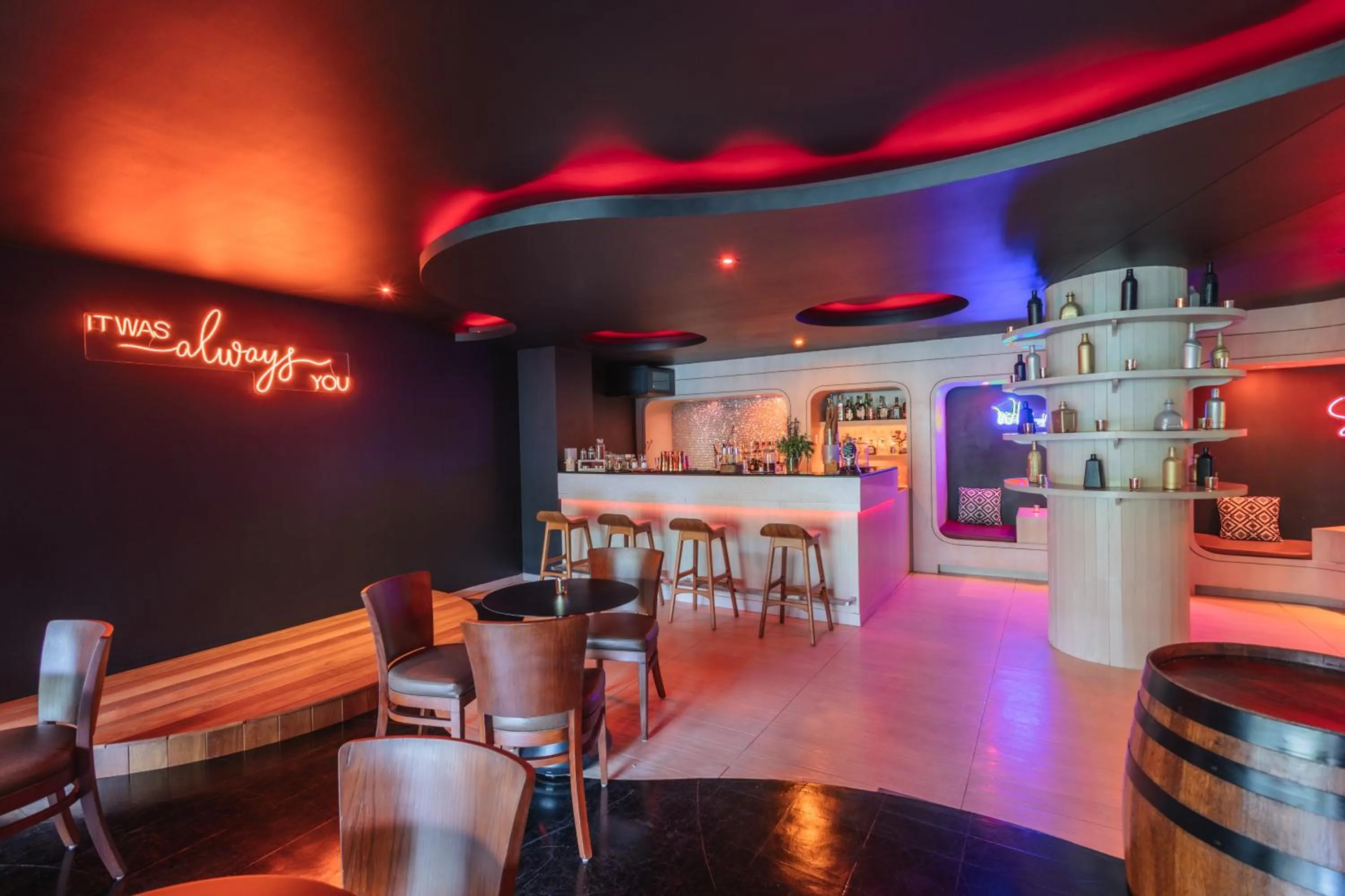 Nightclub / DJ in Devossion By Live Aqua Playa del Carmen All Inclusive - Adults Only