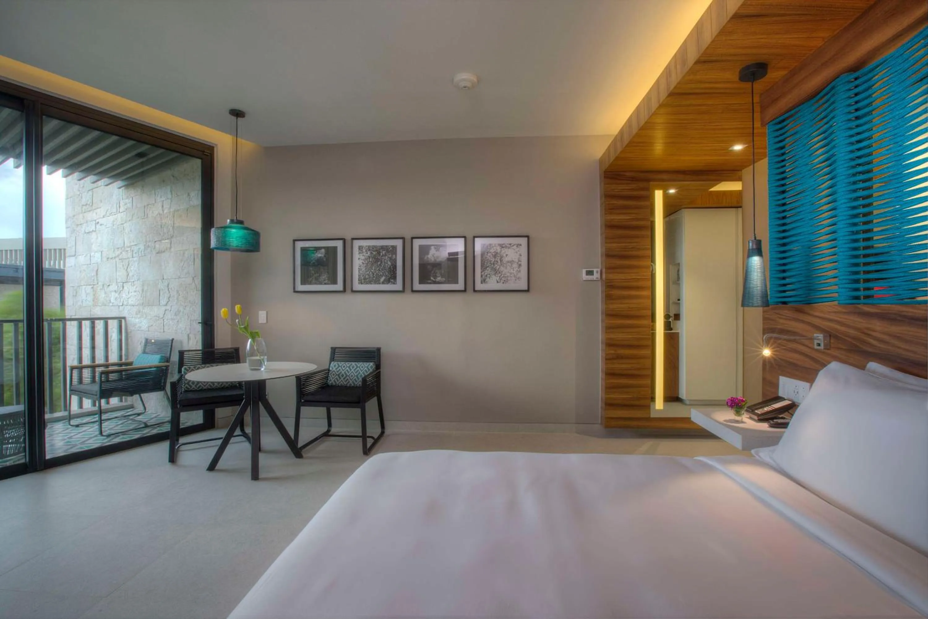 Photo of the whole room, Bed in Grand Hyatt Playa del Carmen Resort