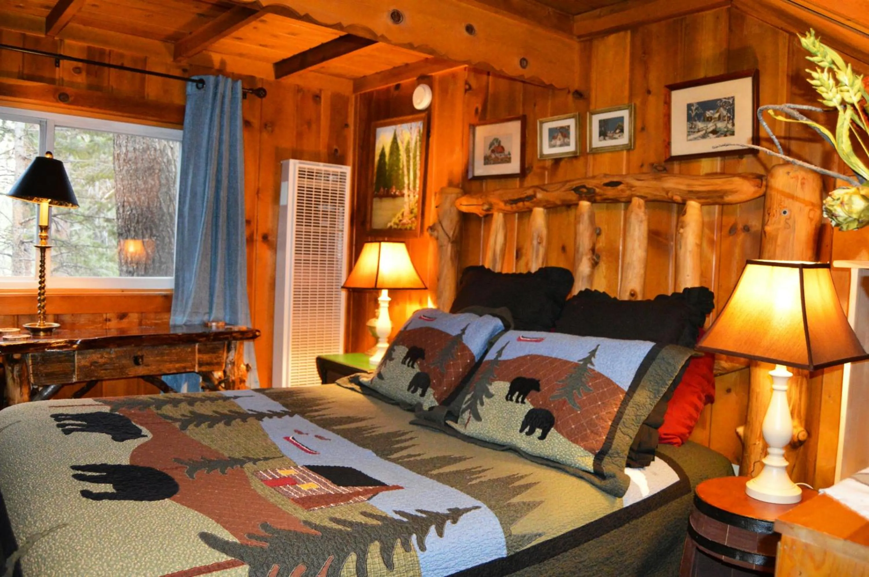 Bedroom in Pine Haven Resort