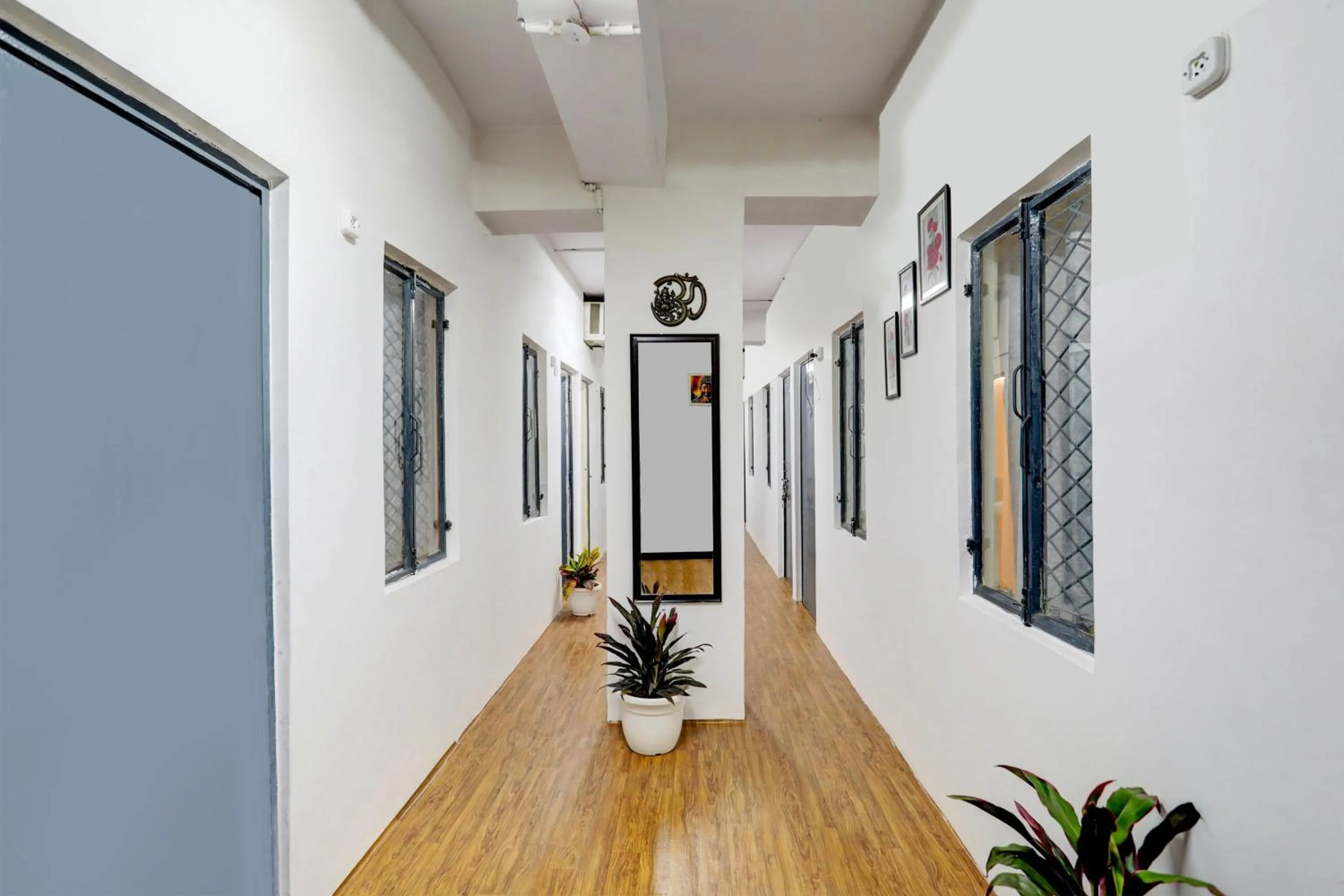 Hotel O Malviya Nagar Inn