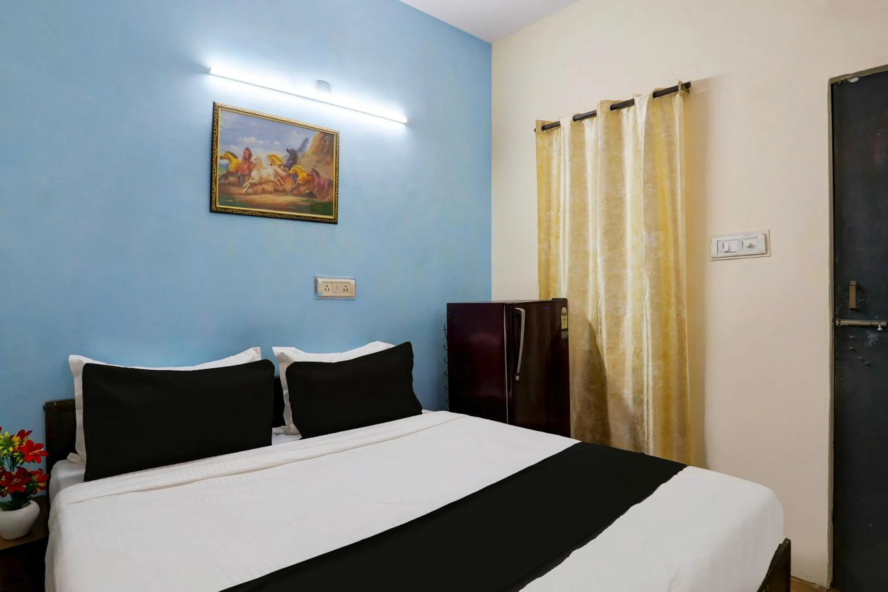 Hotel O Malviya Nagar Inn