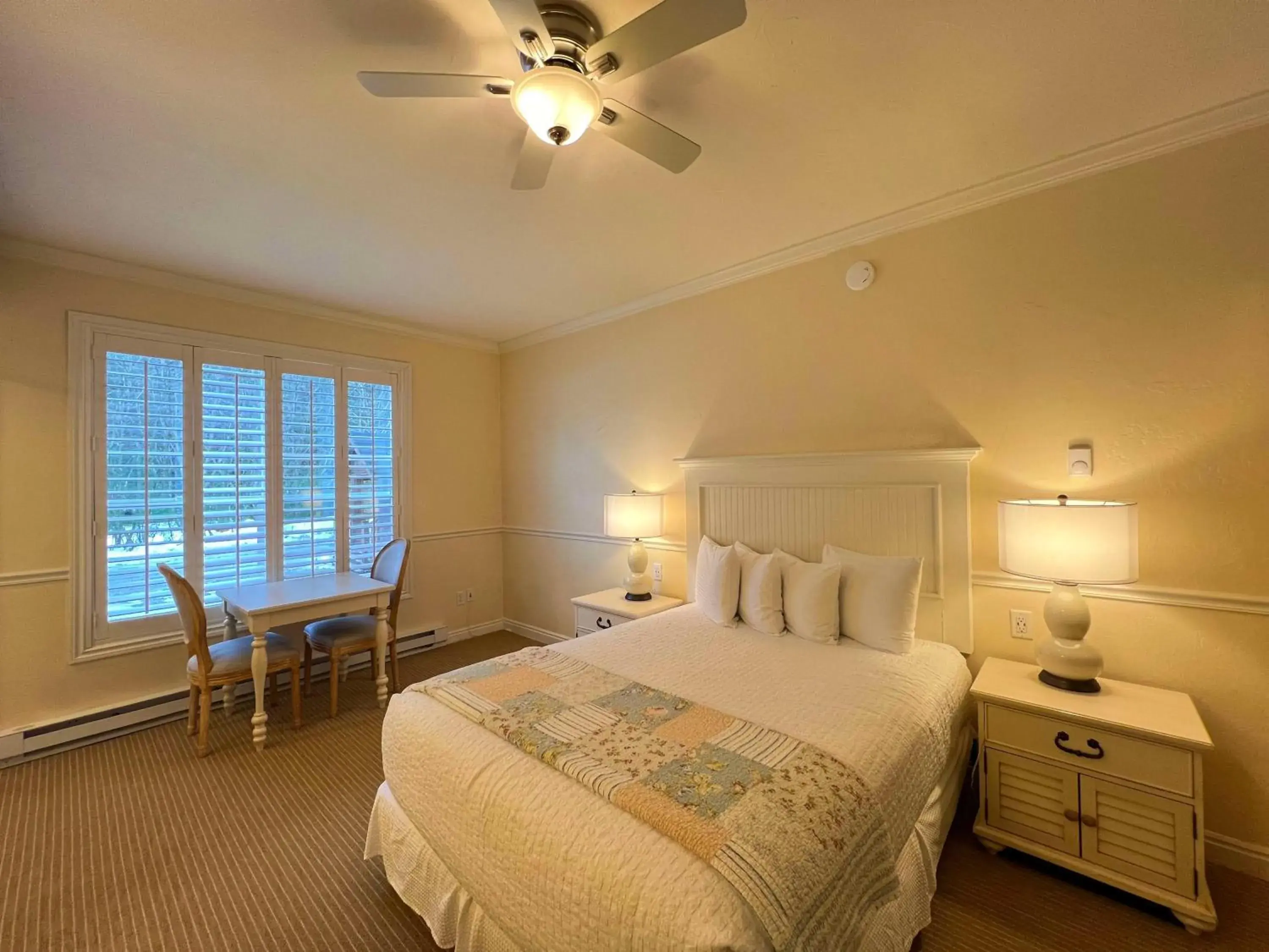 Bedroom, Bed in Best Western Grandma's Feather Bed Bedroom, Bed in Best Western Grandma's Feather Bed