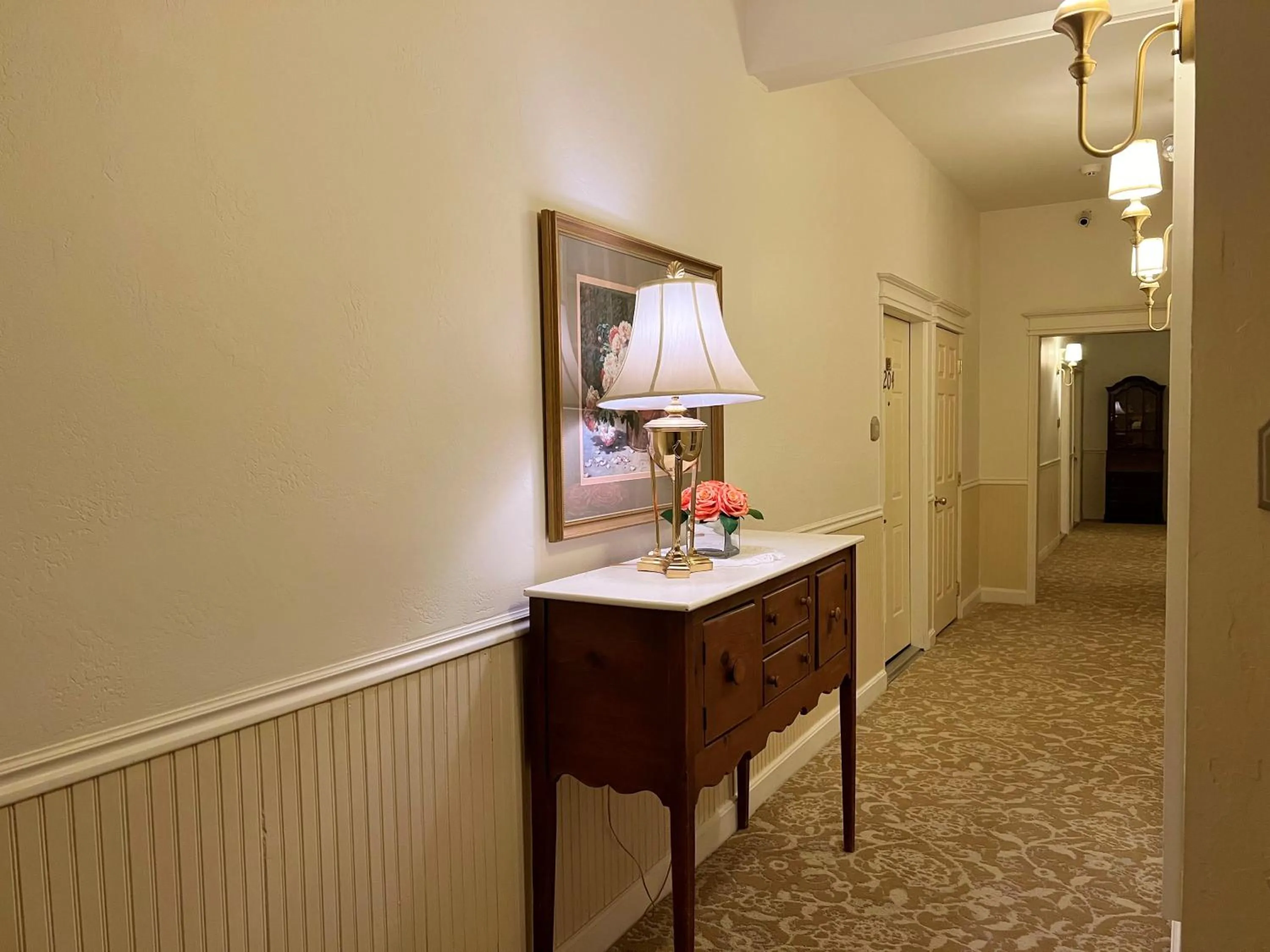 Property building in Best Western Grandma's Feather Bed