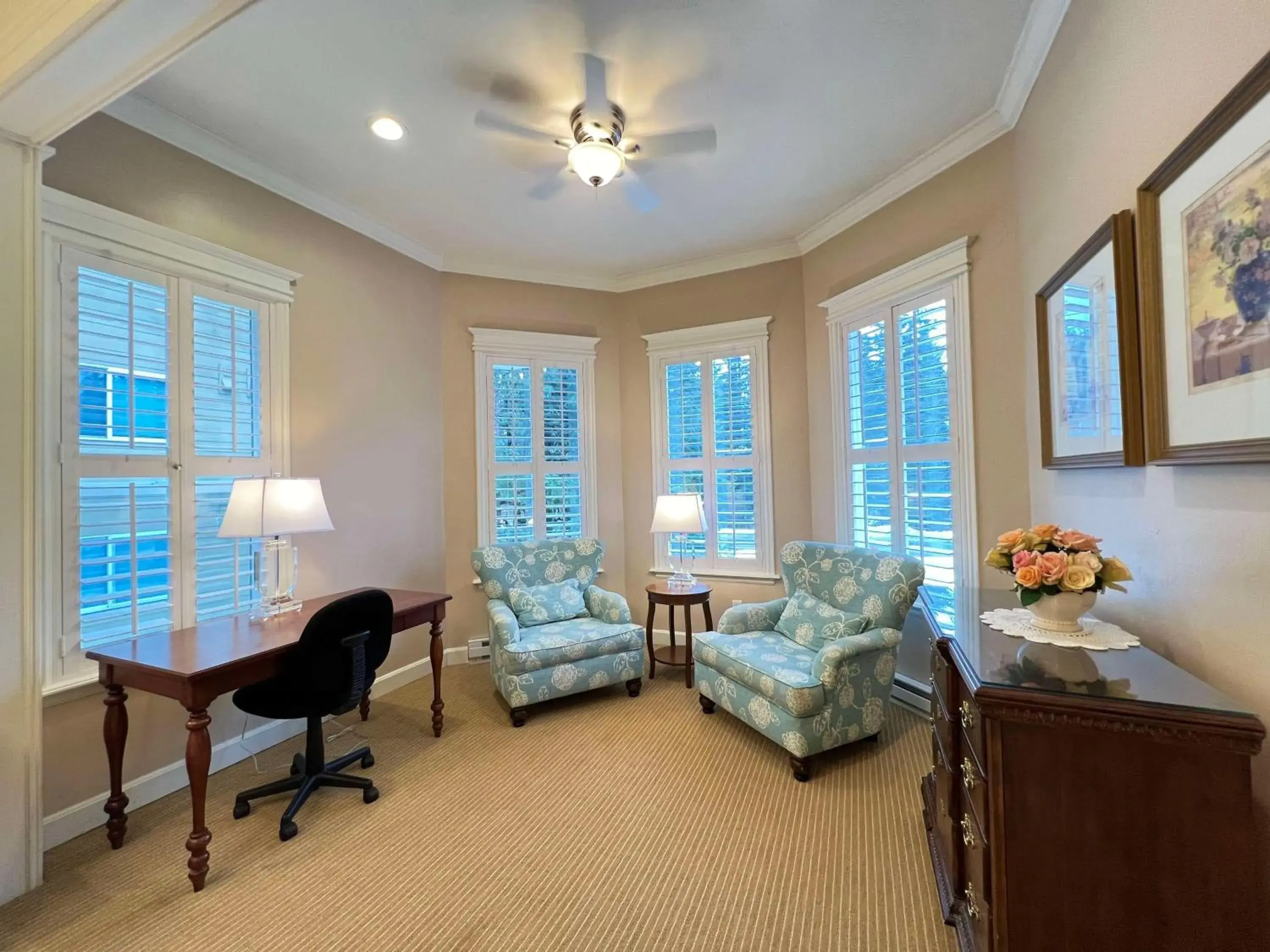 Bedroom in Best Western Grandma's Feather Bed Bedroom in Best Western Grandma's Feather Bed