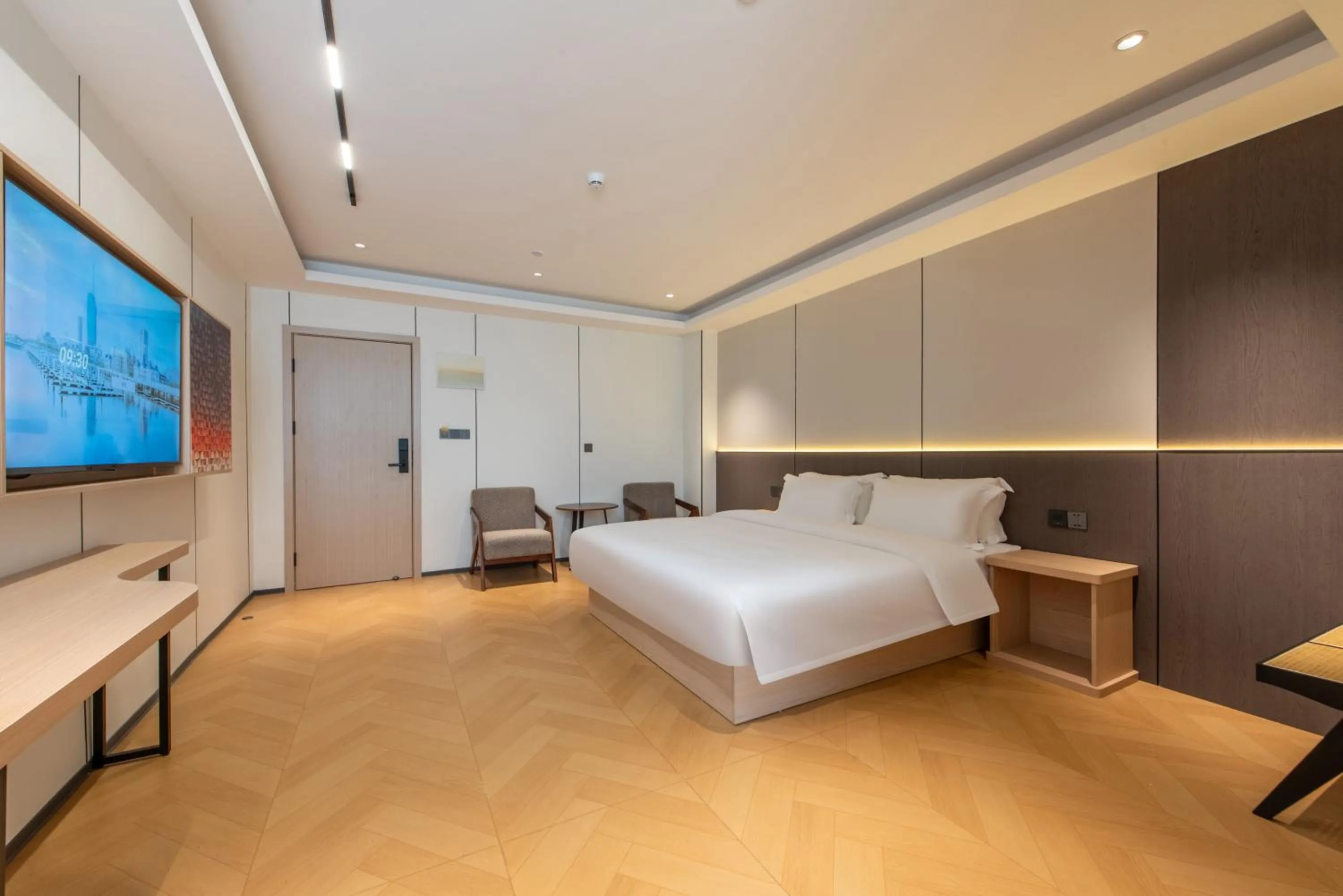 Huahang Hotel - Guangzhou Baiyun International Airport - Free airport shuttle bus