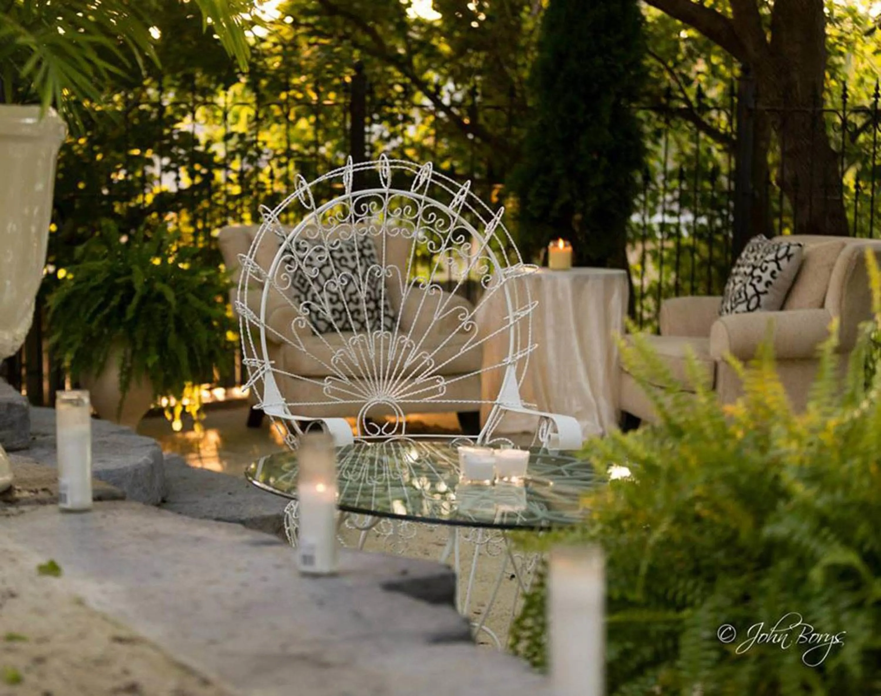 Garden in Maxwell Mansion Hotel