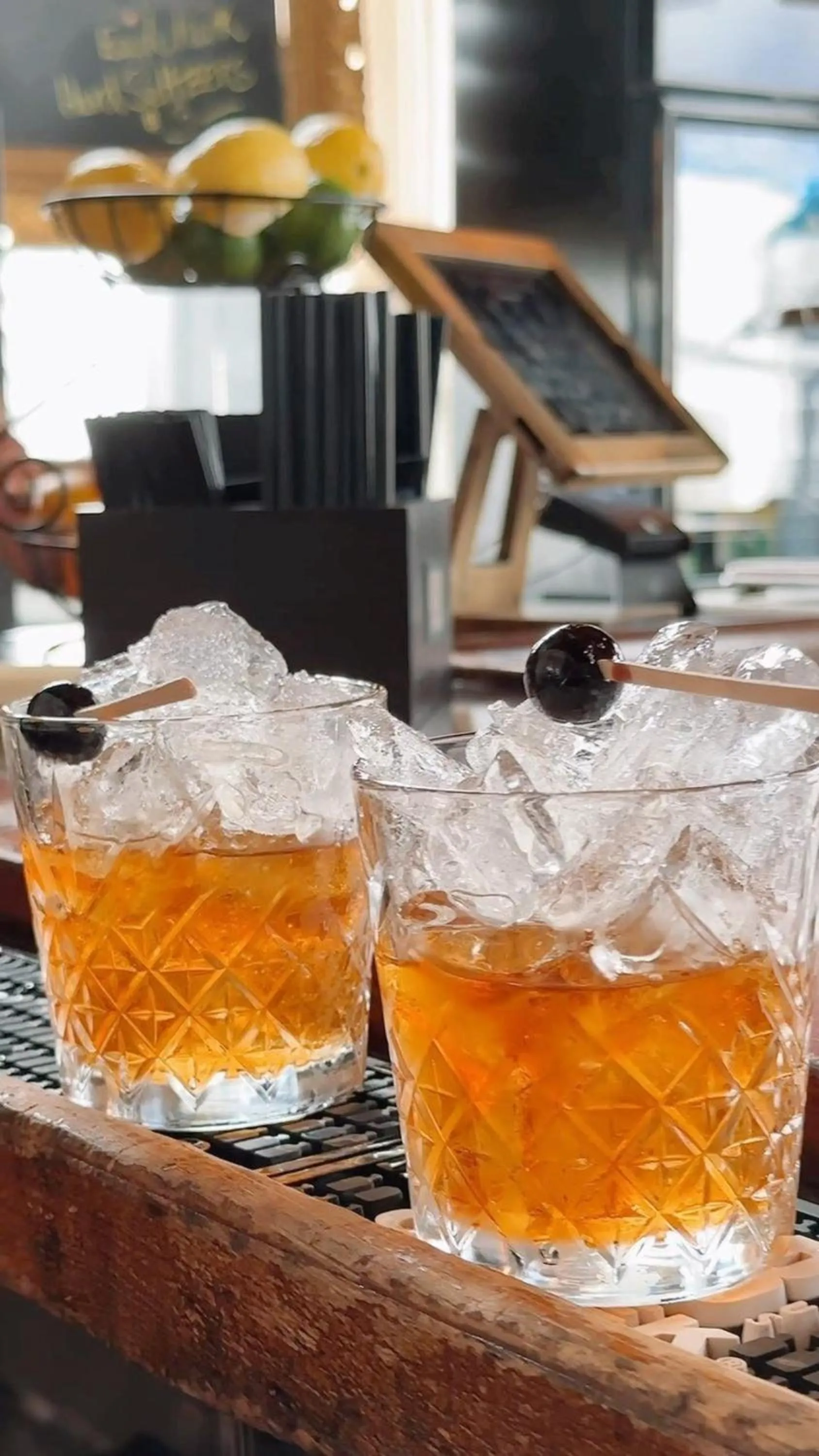 Lounge or bar in Maxwell Mansion Hotel
