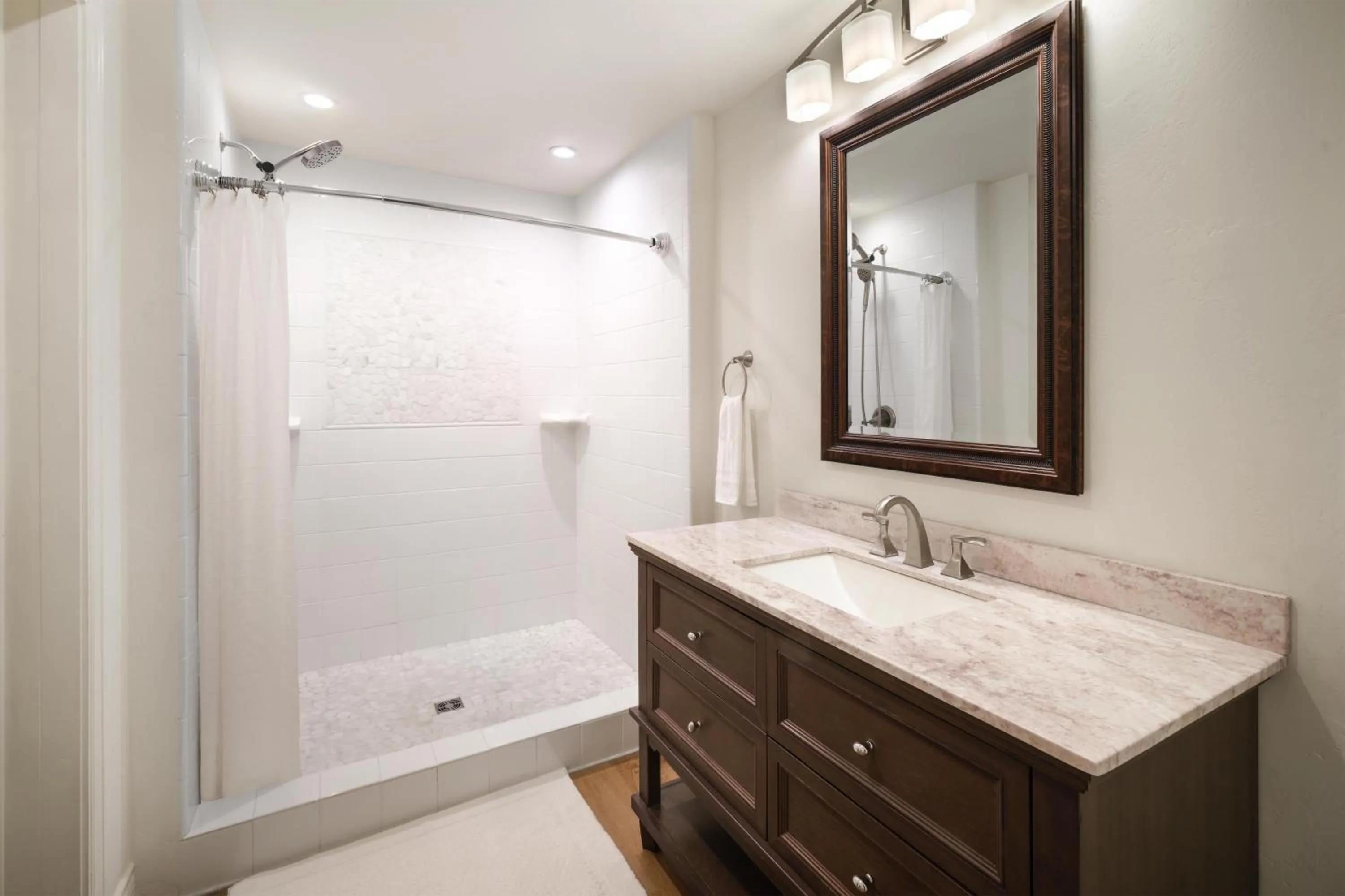 Bathroom in Best Western Country Lane Inn