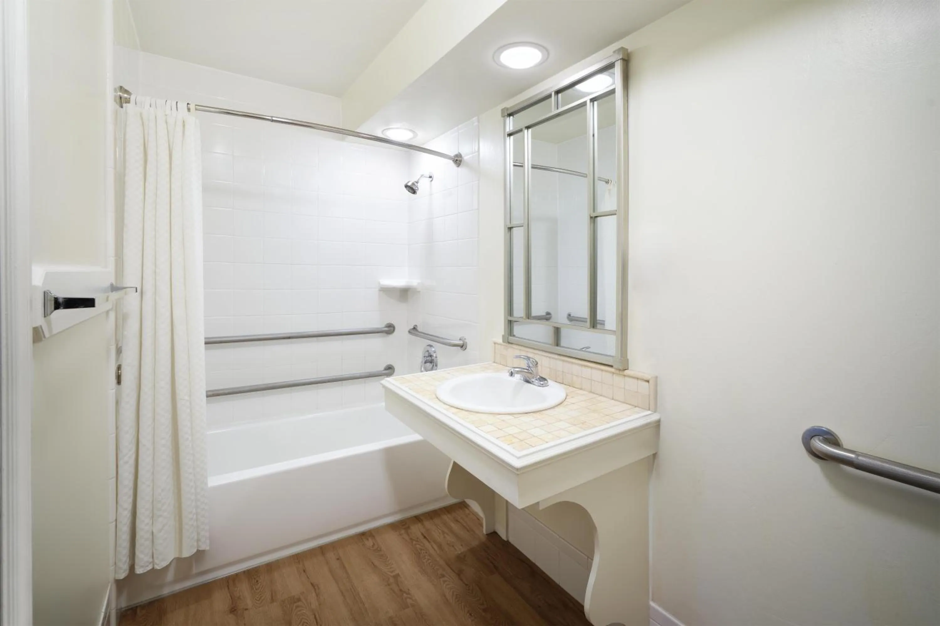 Bathroom in Best Western Country Lane Inn