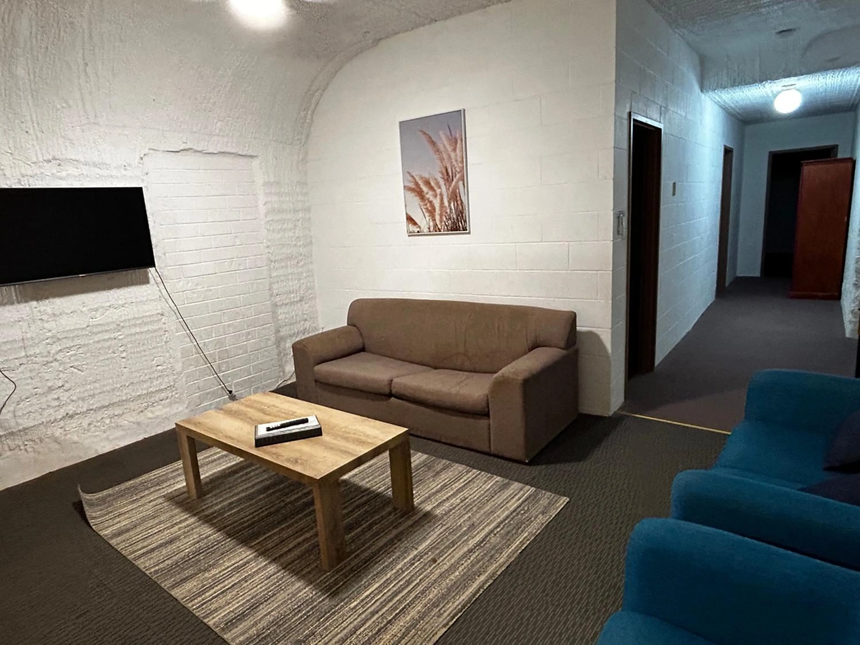 Living room in Desert View Apartments