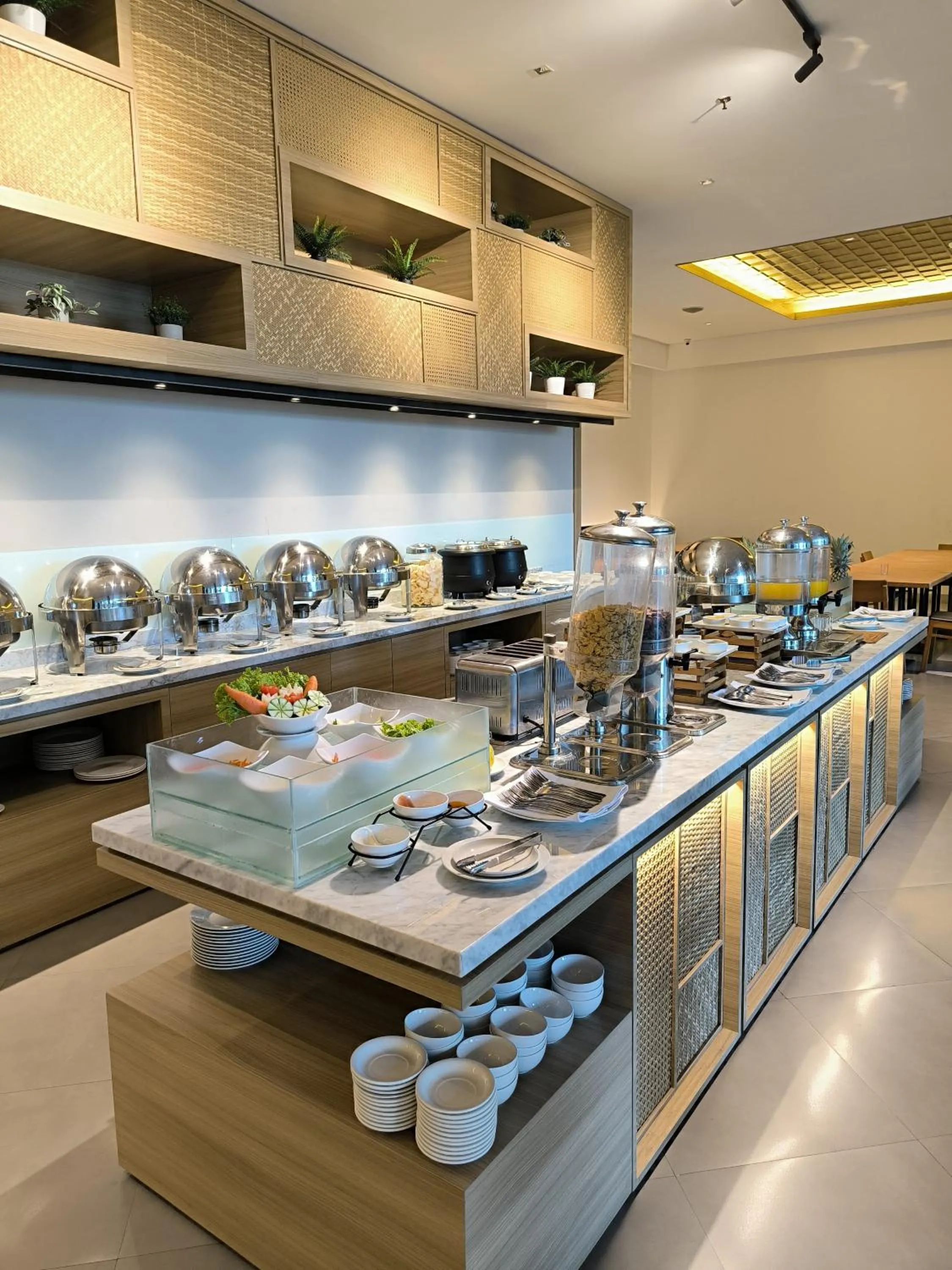 Restaurant/places to eat in ILLIRA Lite Praya Lombok