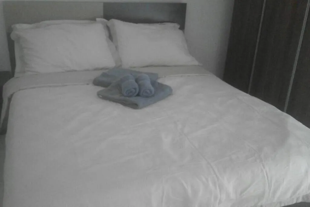 Bed in By The Sea Deluxe Condo @ Batu Ferringhi Penang