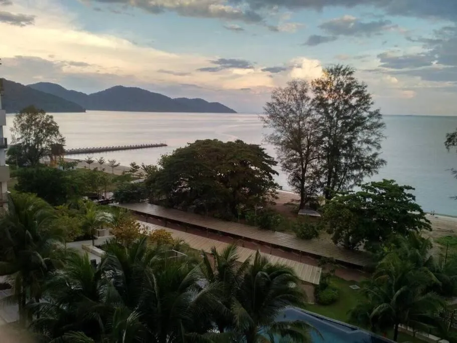 By The Sea Deluxe Condo @ Batu Ferringhi Penang