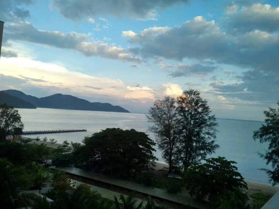 By The Sea Deluxe Condo @ Batu Ferringhi Penang