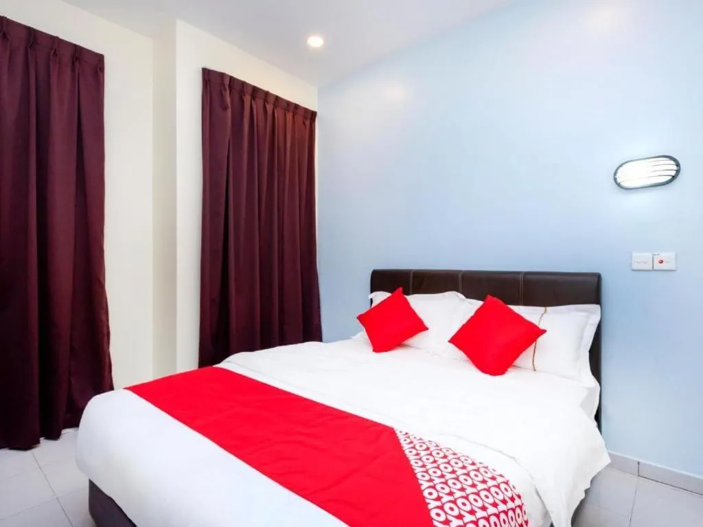 Bed in EG Hotel, Setia Tropika, JB