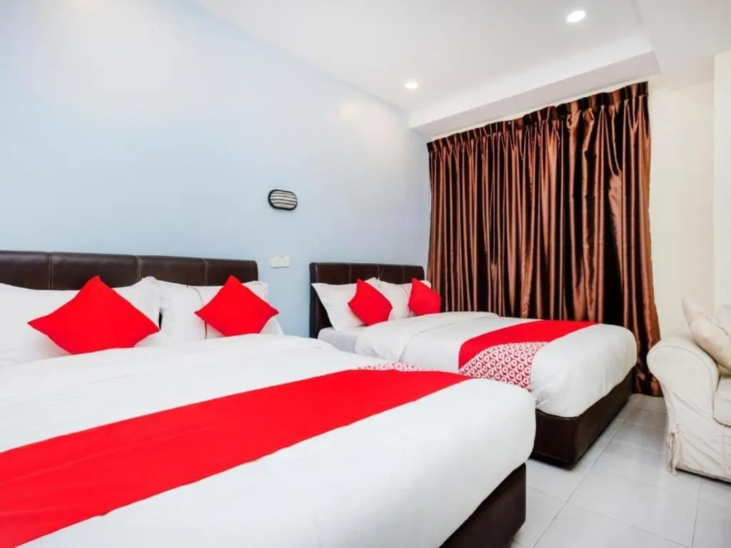 Bed in EG Hotel, Setia Tropika, JB