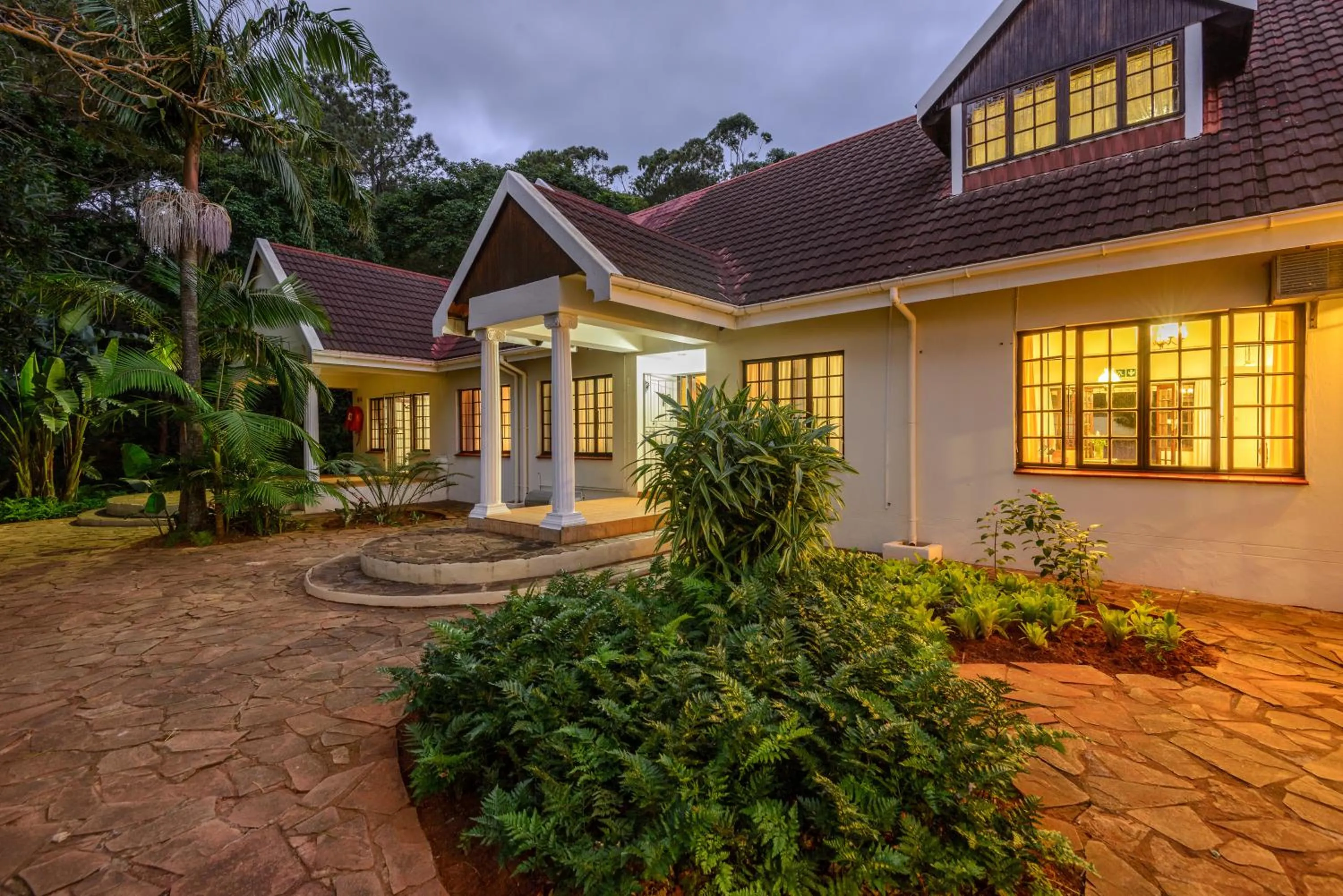 Sunset in Zesty Guesthouse