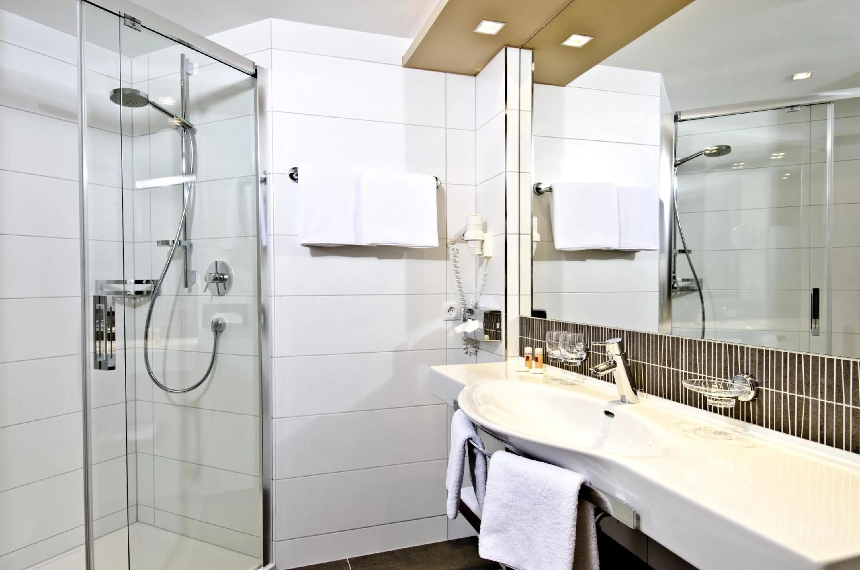 Bathroom in Hotel Garni Astoria