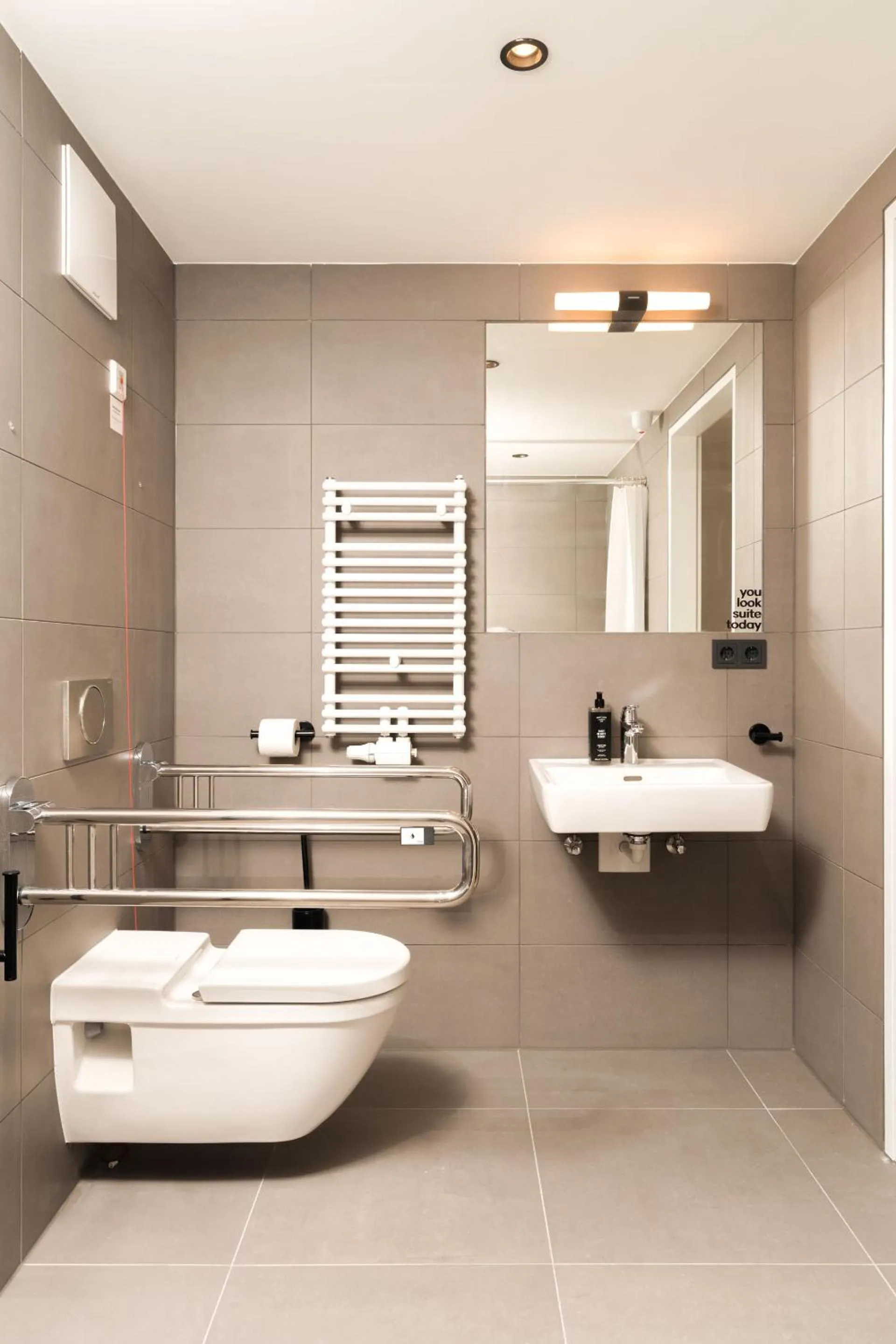 Toilet in Limehome Vienna Favoritenstr